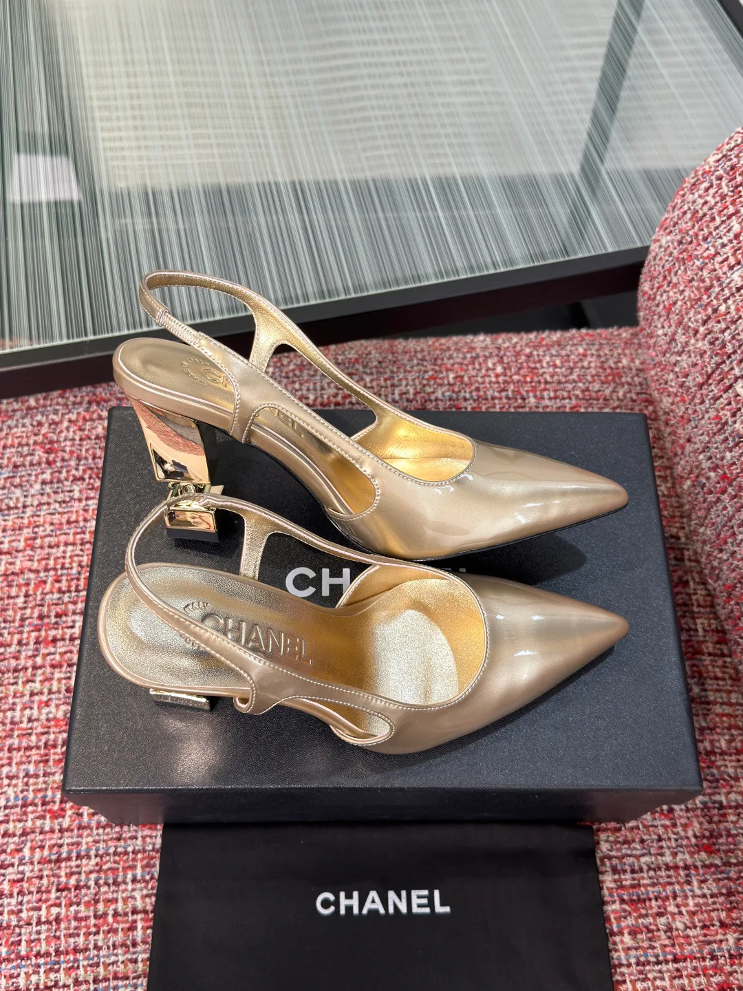 Туфли Женские Chanel 17740529