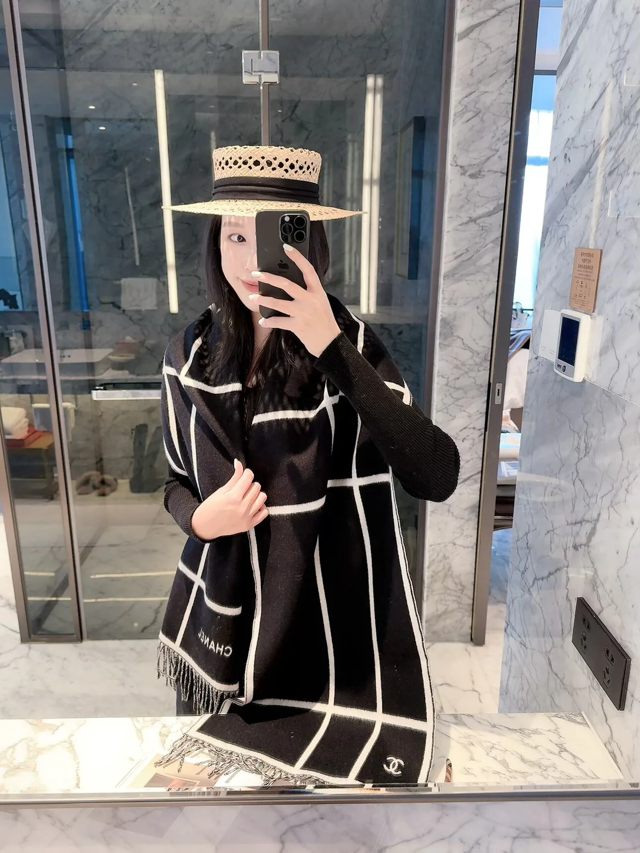 Шарфы Chanel 18322577
