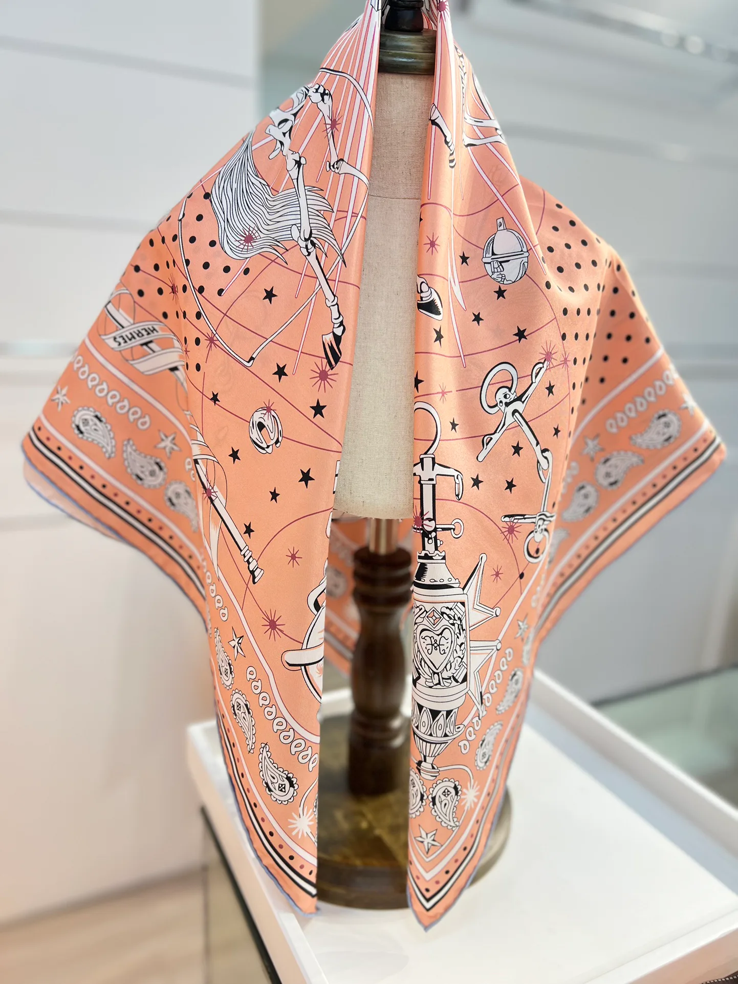 Шарфы Hermes 14447