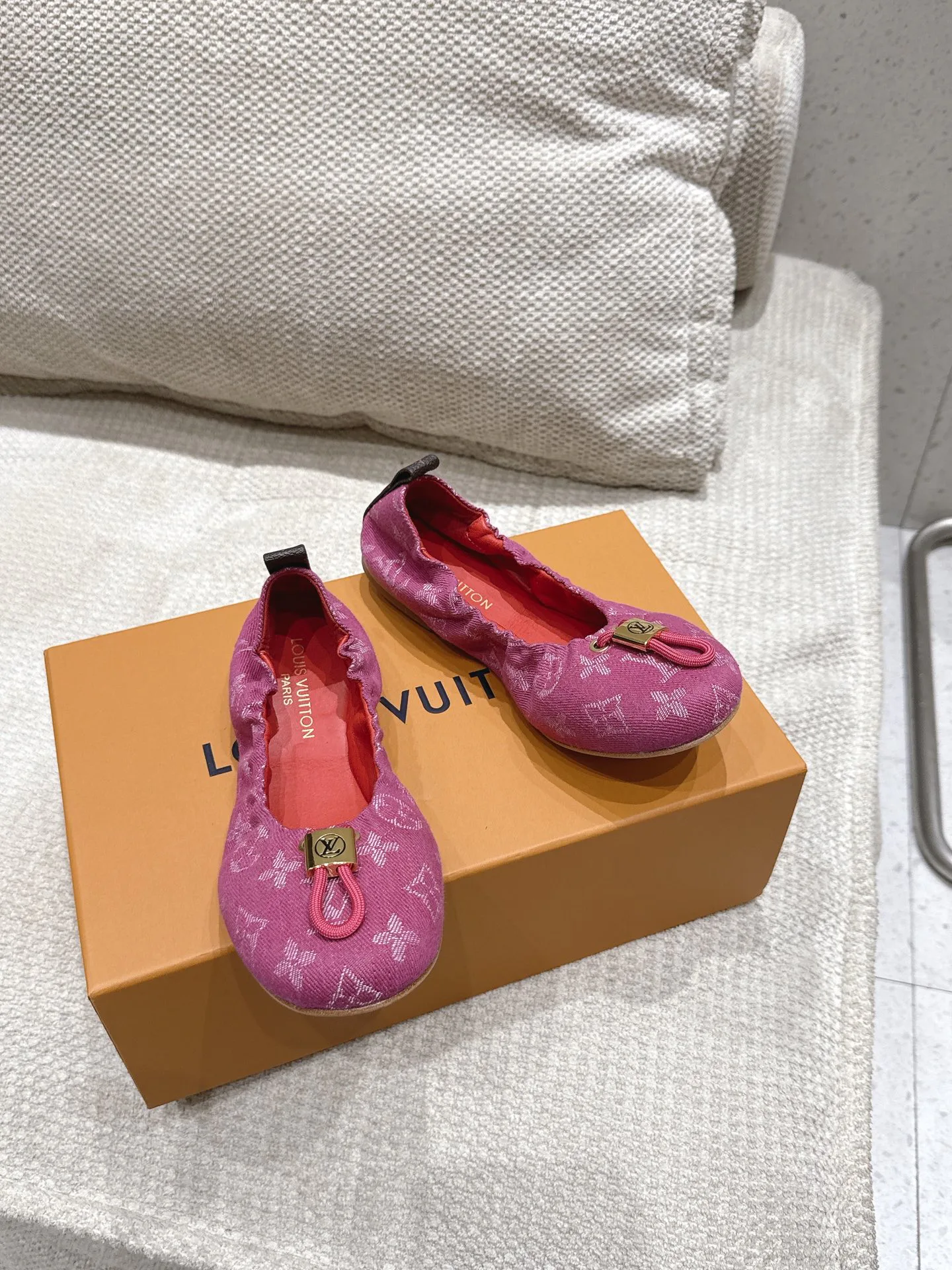 Балетки Женские Louis Vuitton 17524758