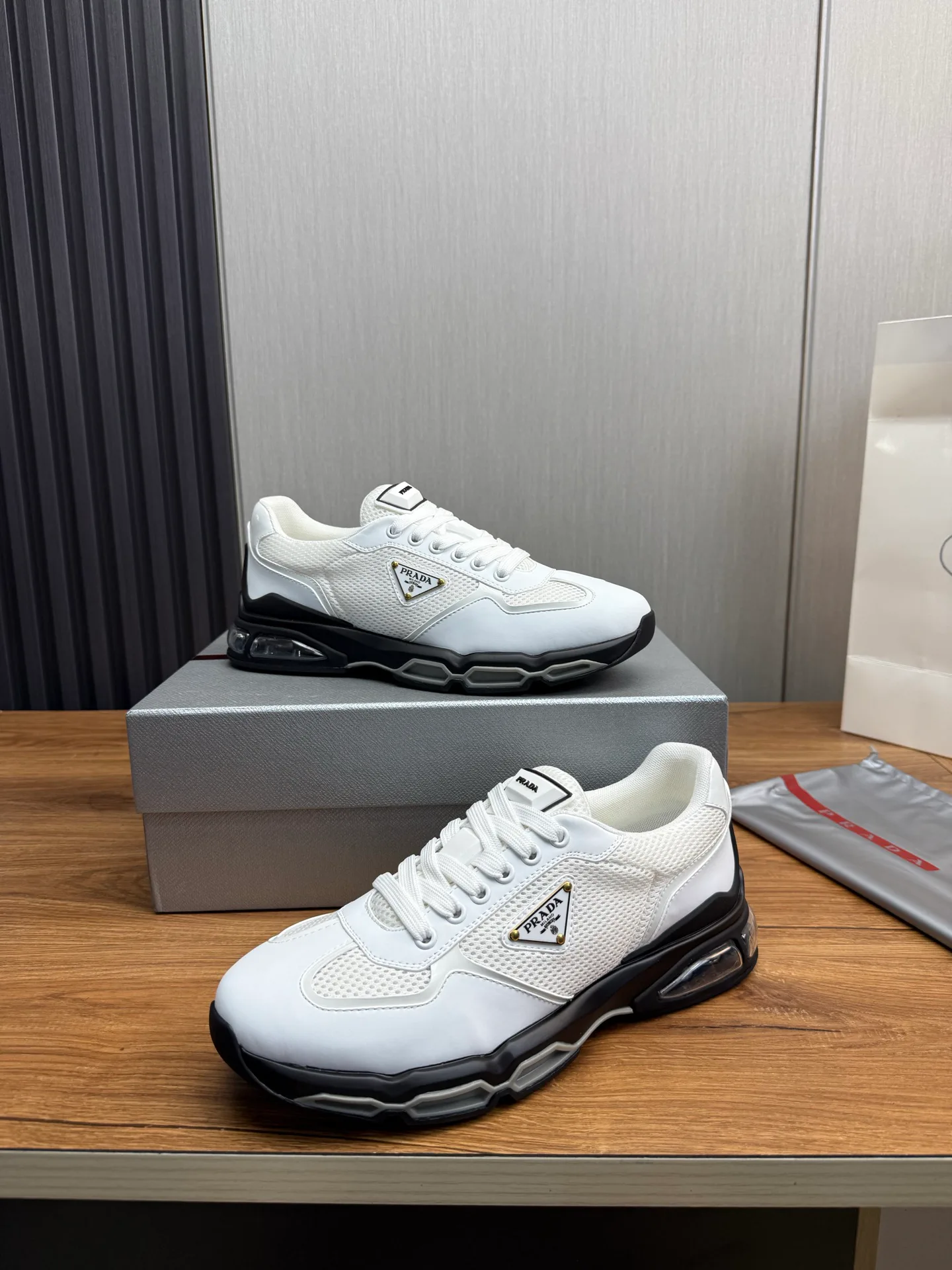 Кроссовки Мужские Prada 53704