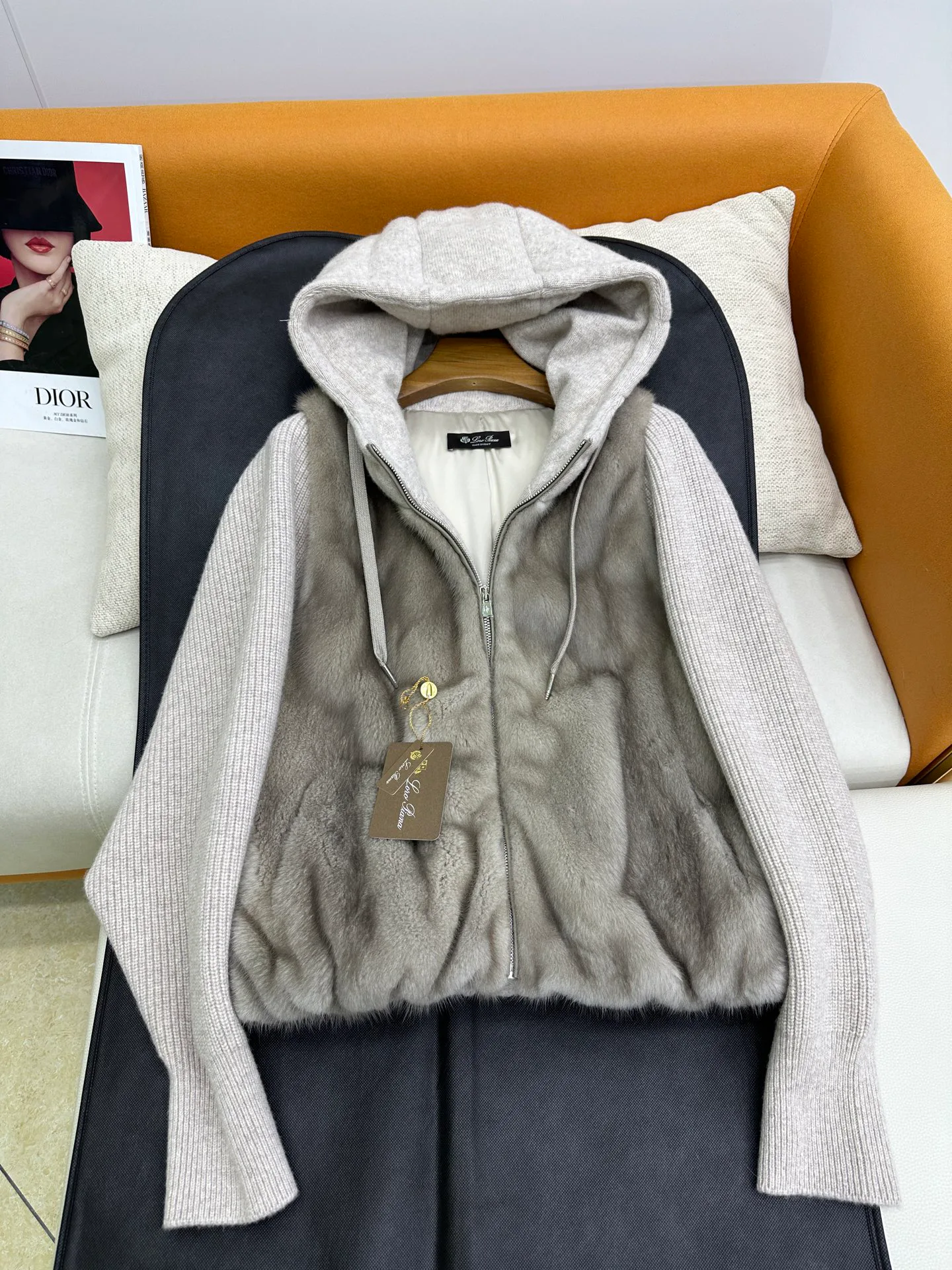 Куртки И Пуховики Женские Loro Piana 182269