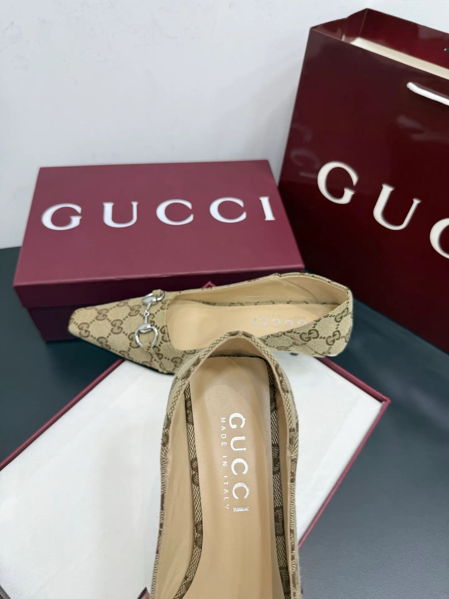 Туфли Женские Gucci 882802