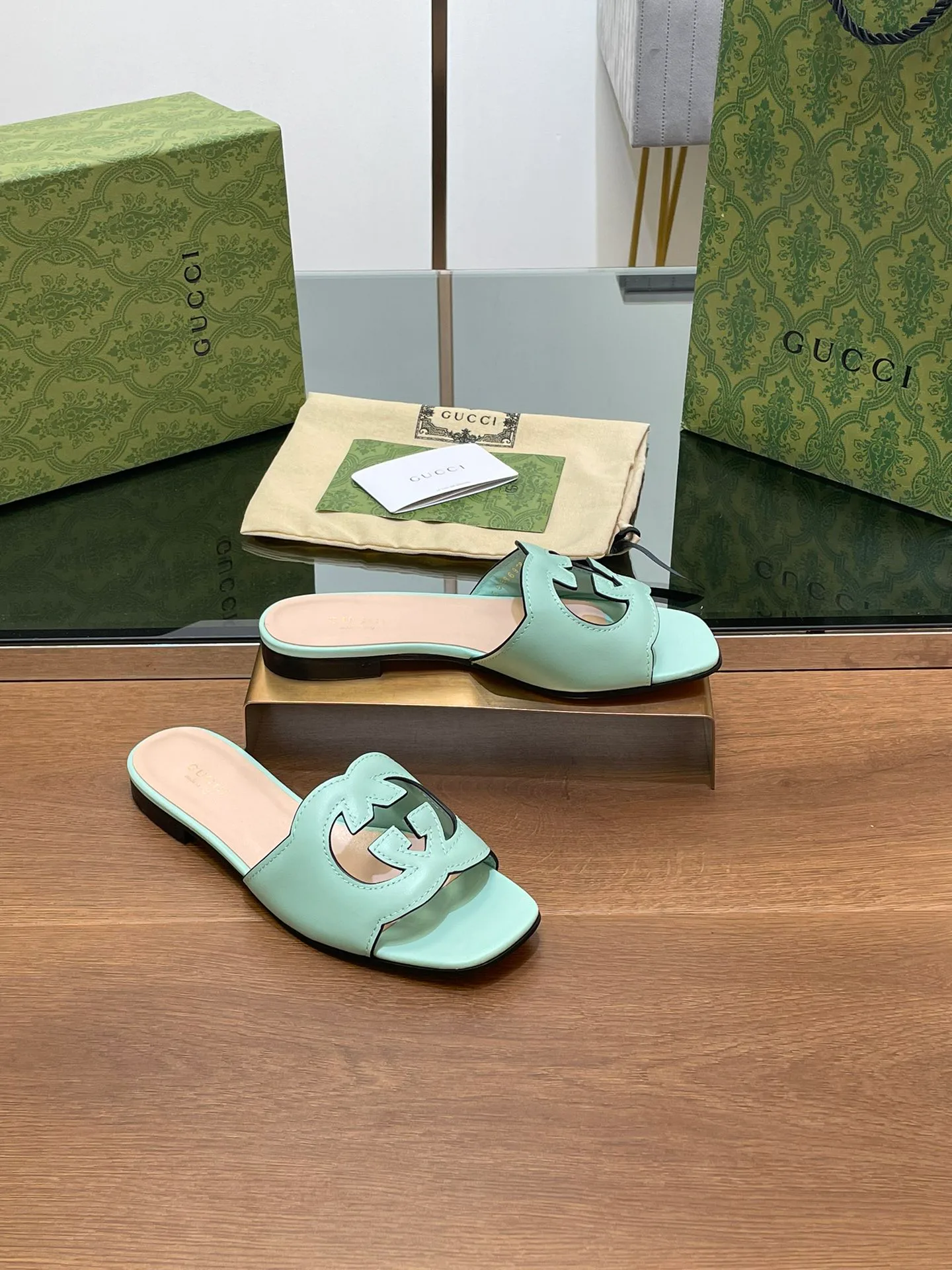 Шлепанцы Женские Gucci 11580