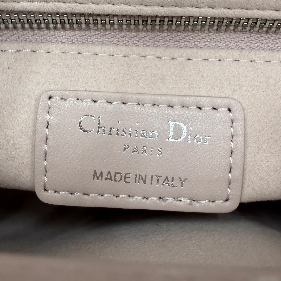 Классические Сумки Женские Christian Dior 12594845