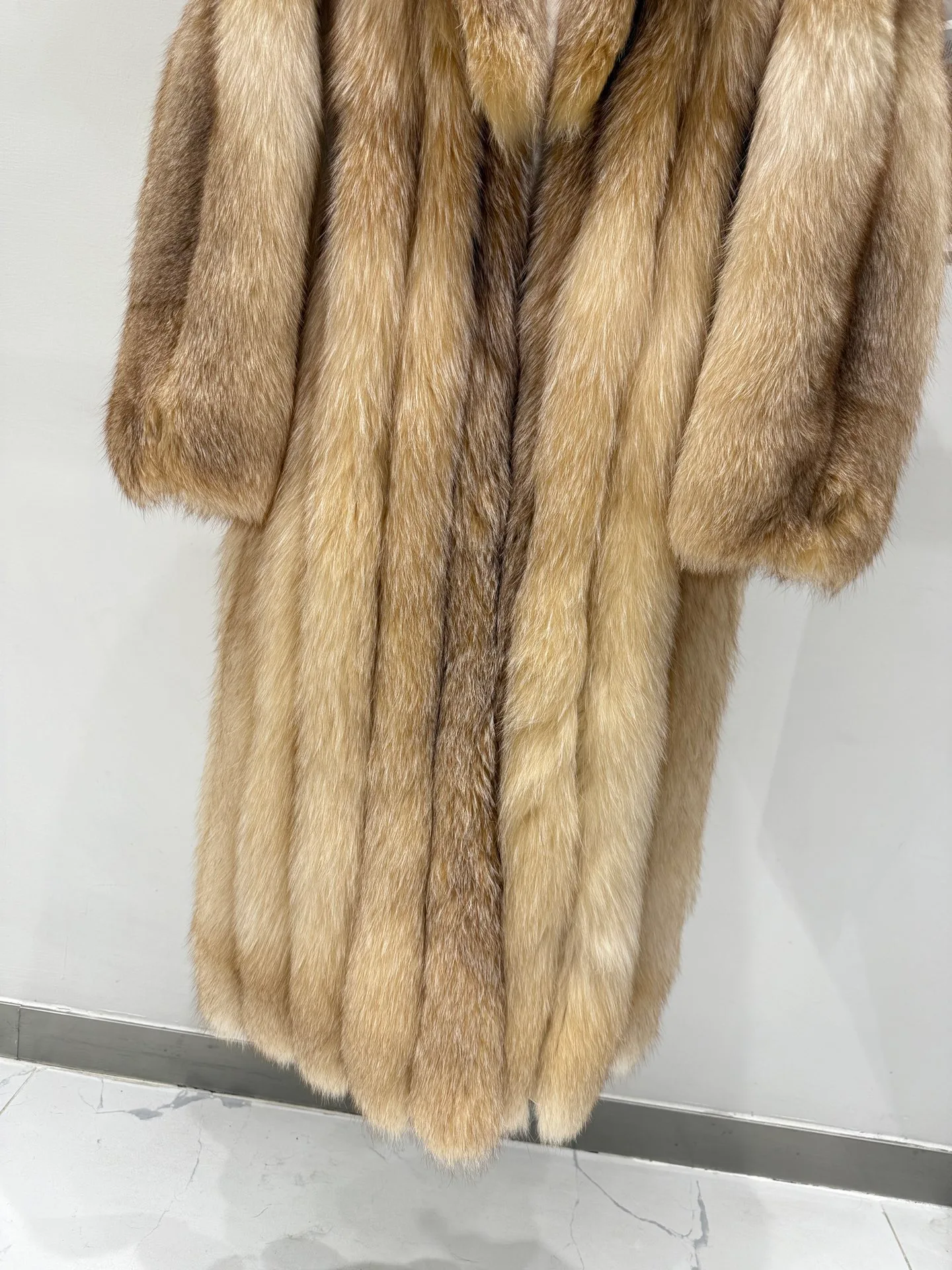 Шубы Женские Fendi 785677