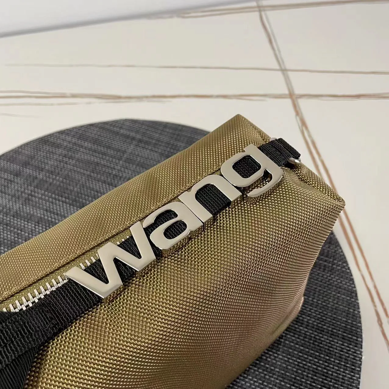 Классические Сумки Женские Alexander Wang 11606336