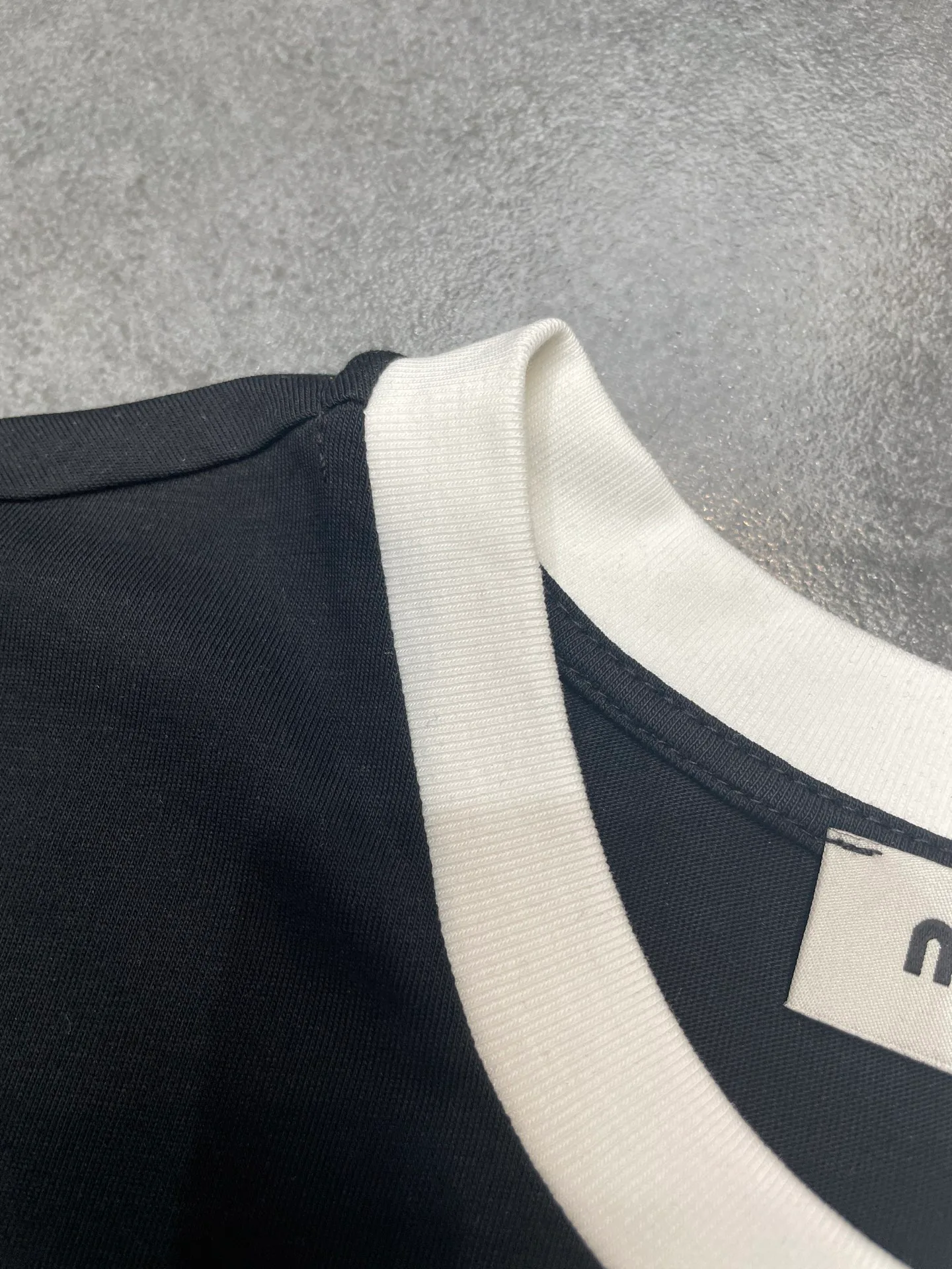 Футболки Женские Miu Miu 23757