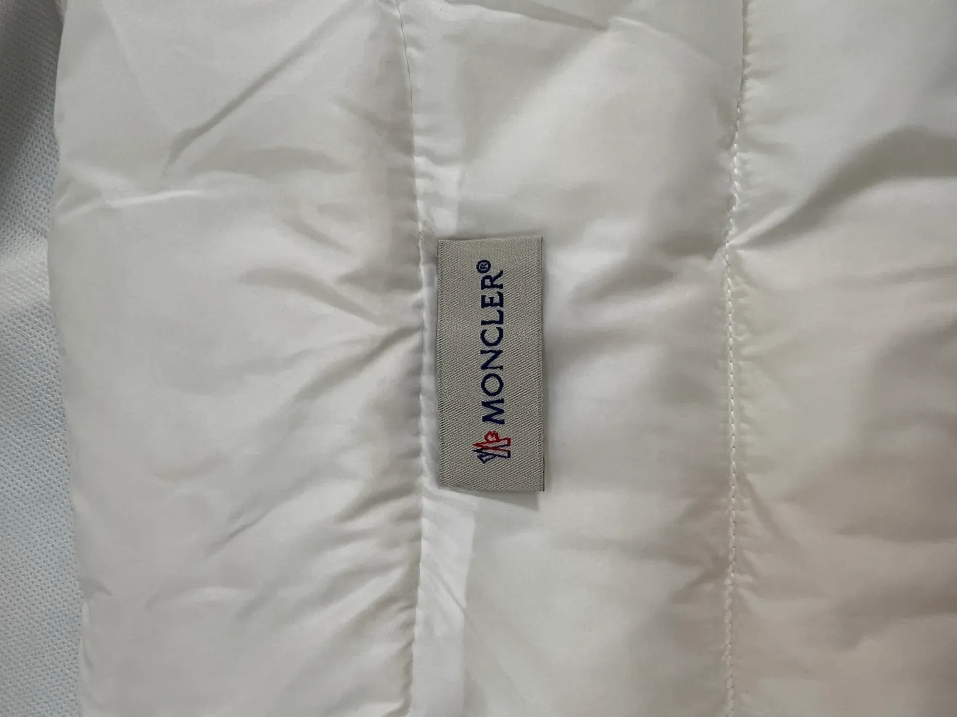 Куртки И Пуховики Женские Moncler 1845682