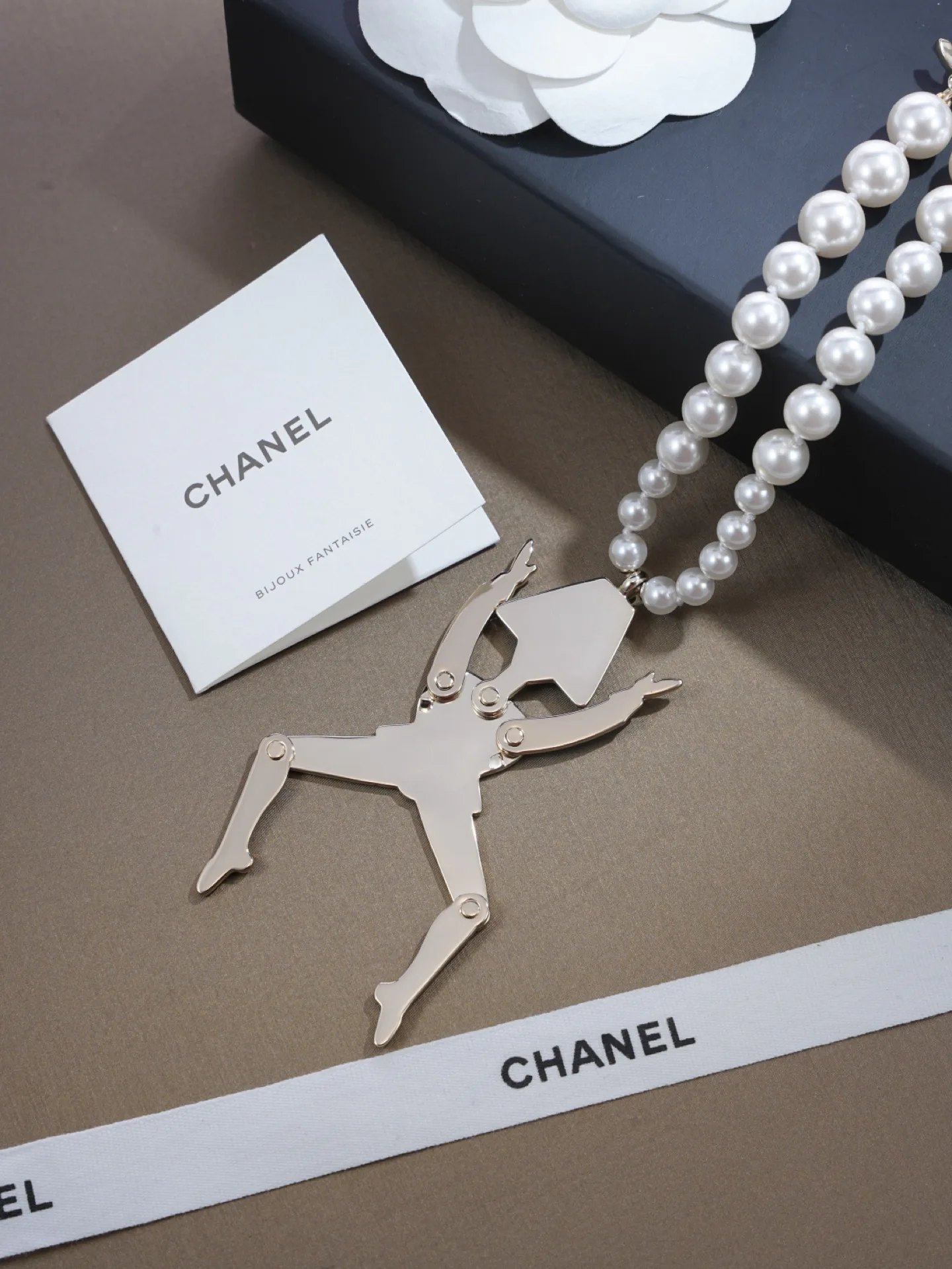 Бижутерия Chanel 1419366