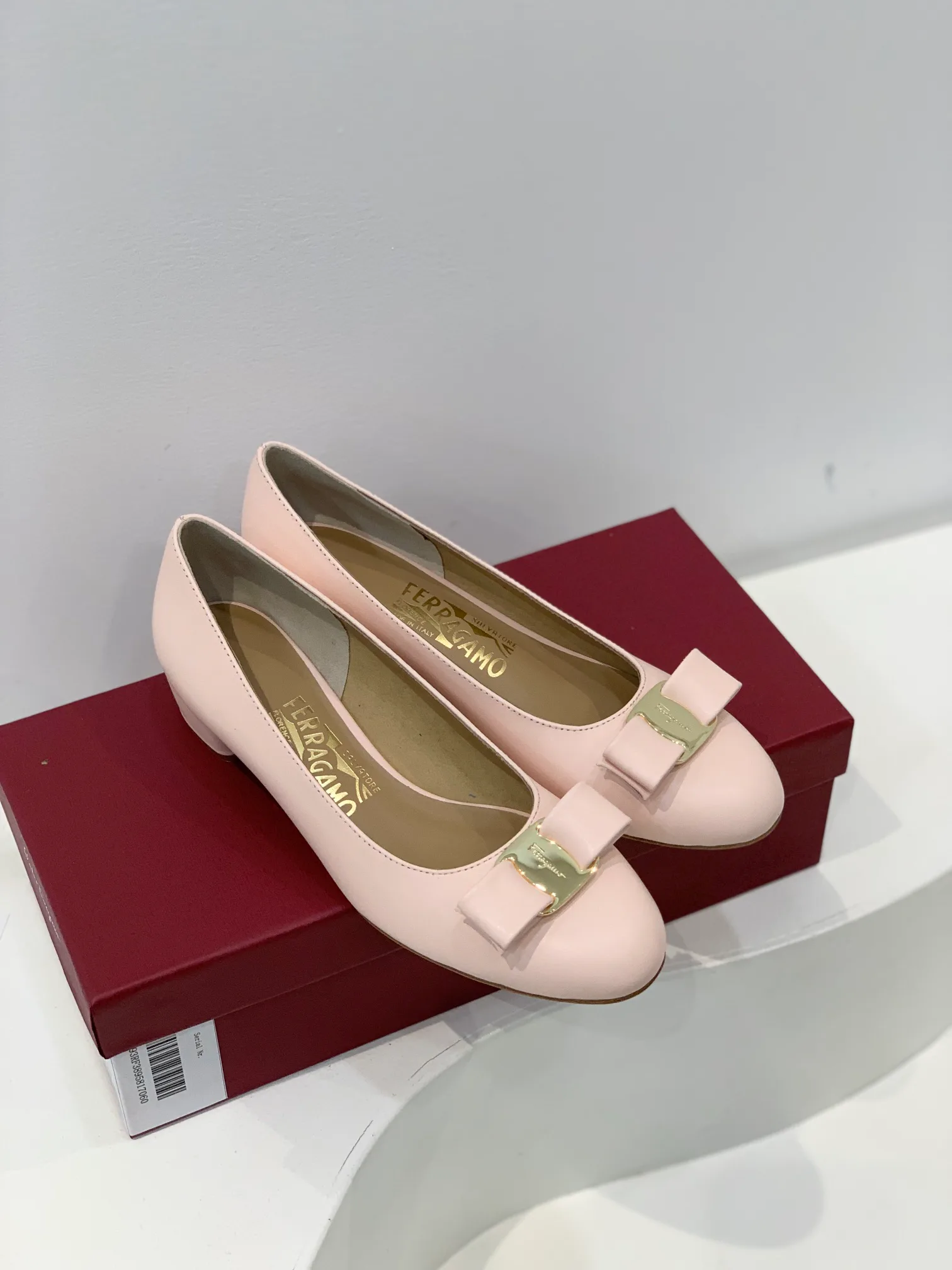 Туфли Женские Salvatore Ferragamo 20025