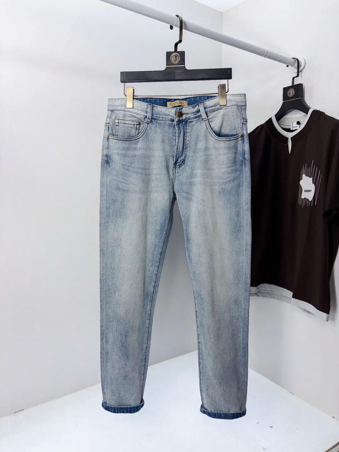Джинсы Мужские Burberry 12764052