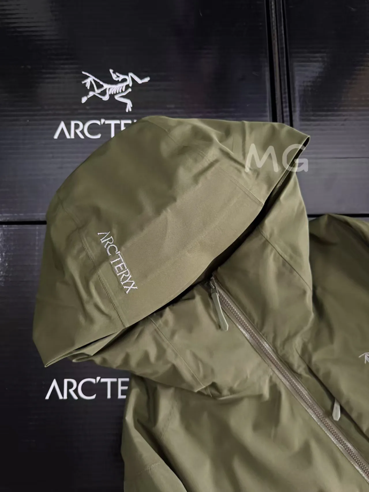 Куртки И Пуховики Женские Arcteryx 19260878