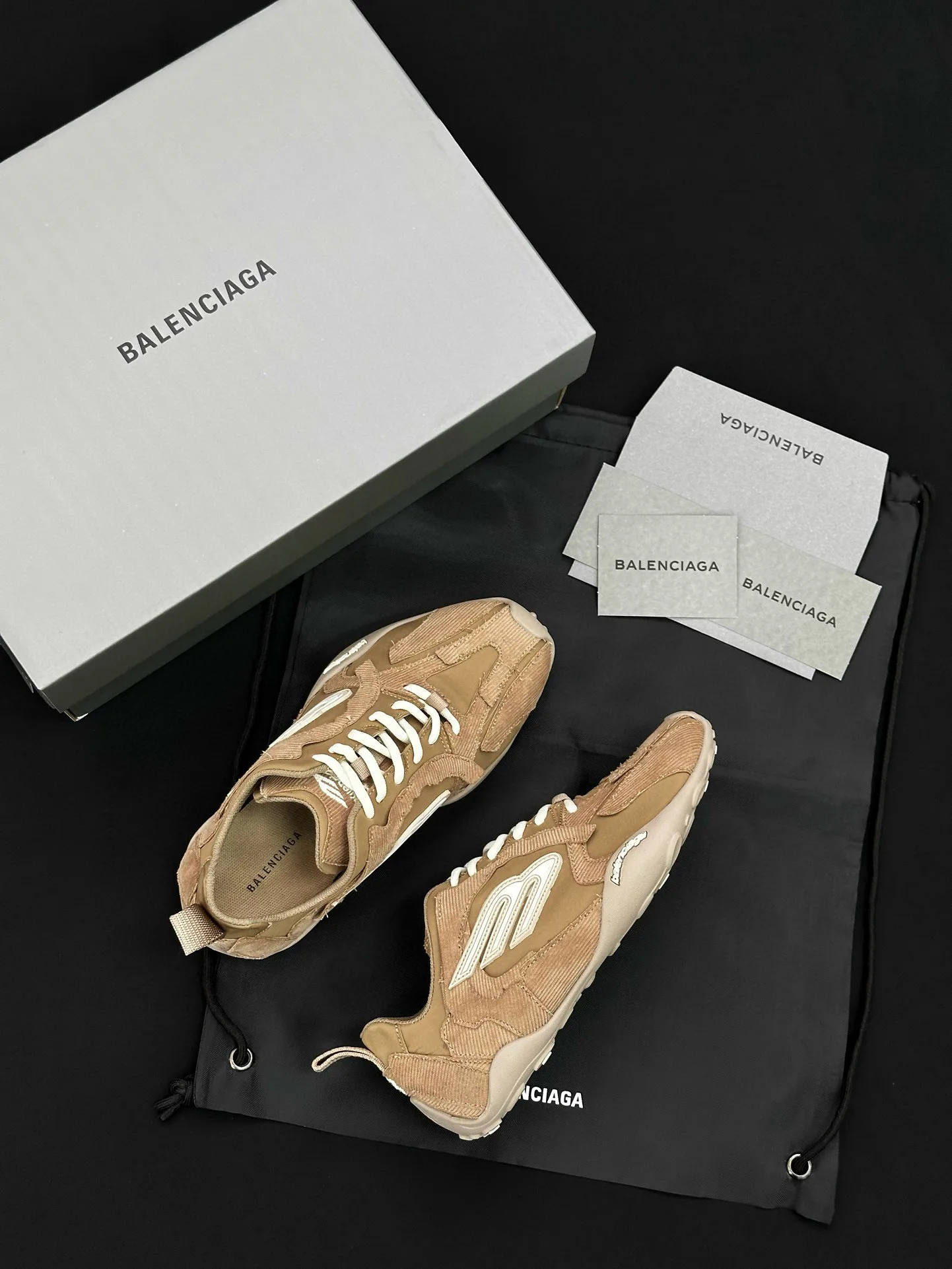 Кроссовки Женские Balenciaga 10997420