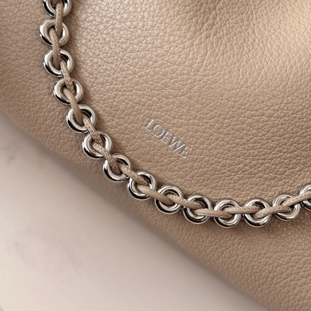 Клатчи Женские Loewe 690274