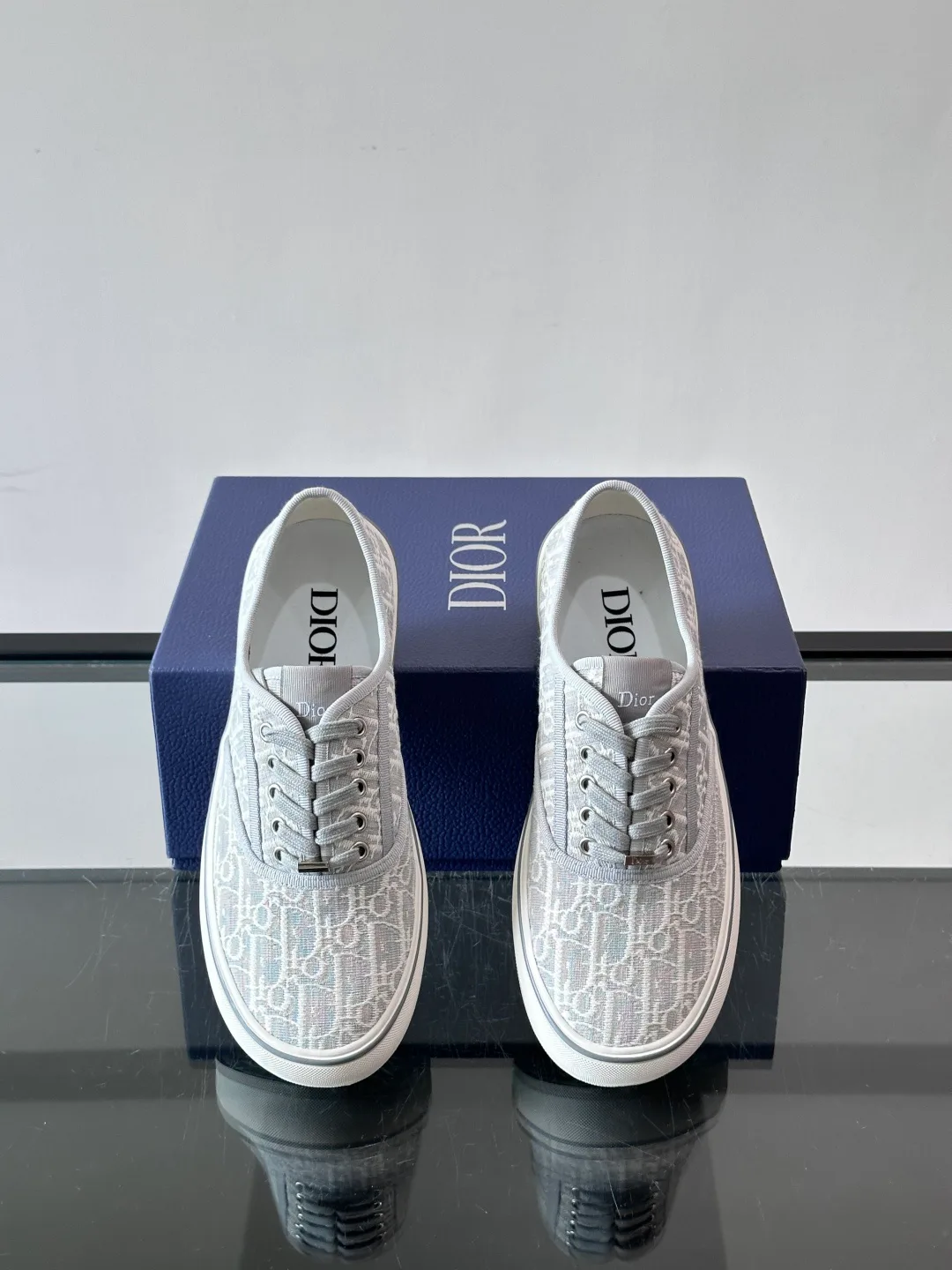Кроссовки Женские Christian Dior 17649815