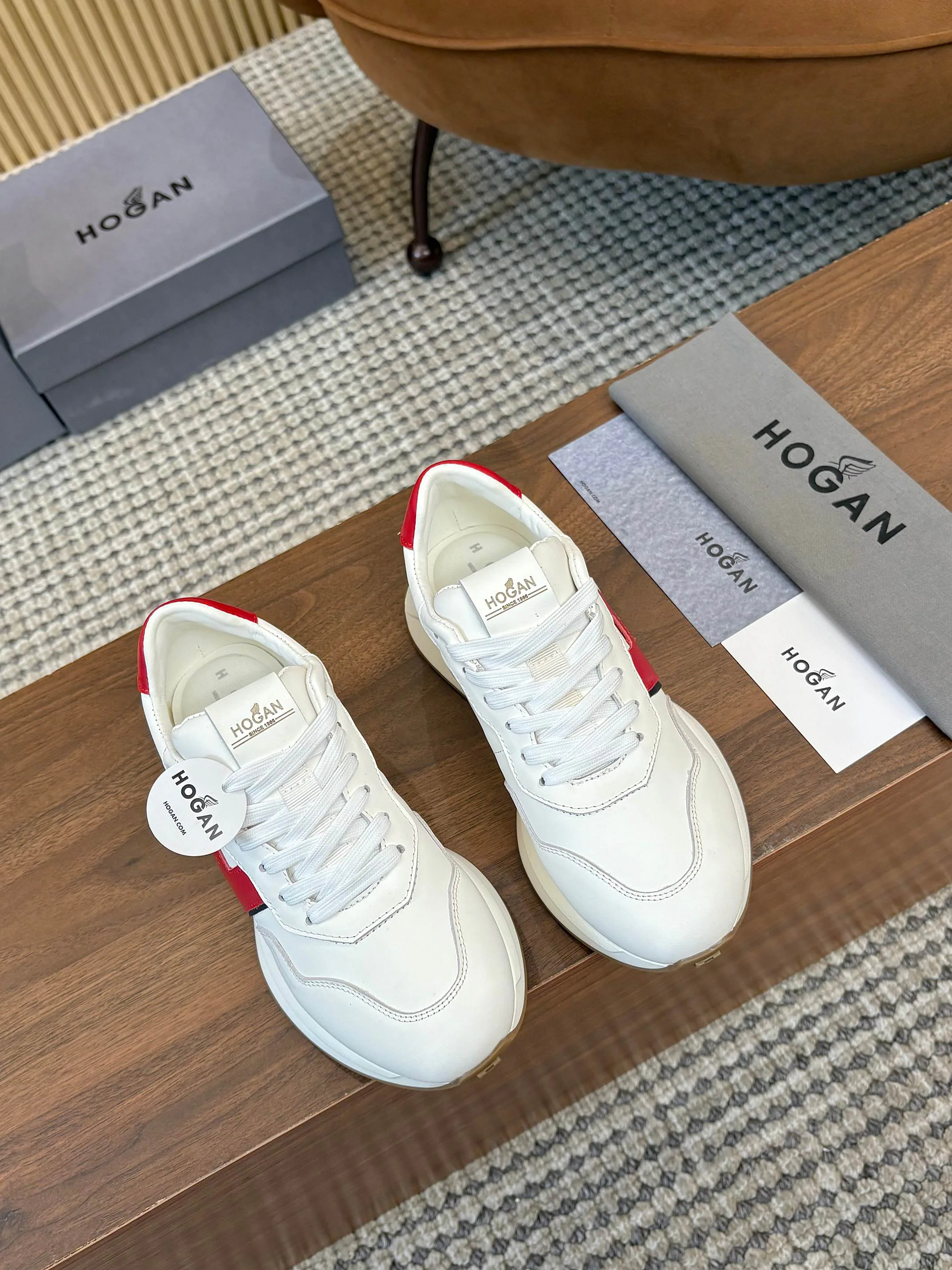 Кроссовки Женские Hogan 122732