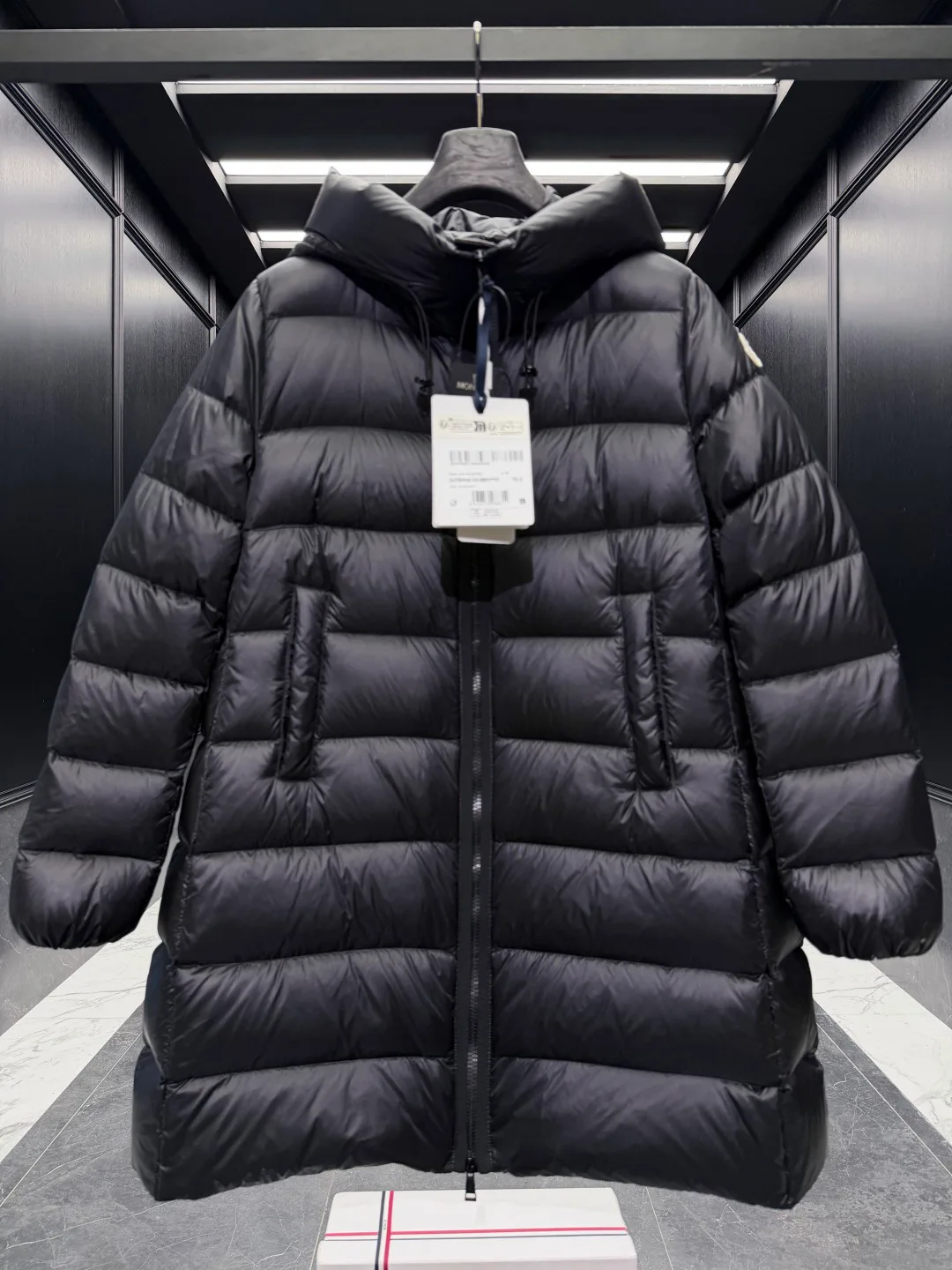 Куртки И Пуховики Женские Moncler 18725339