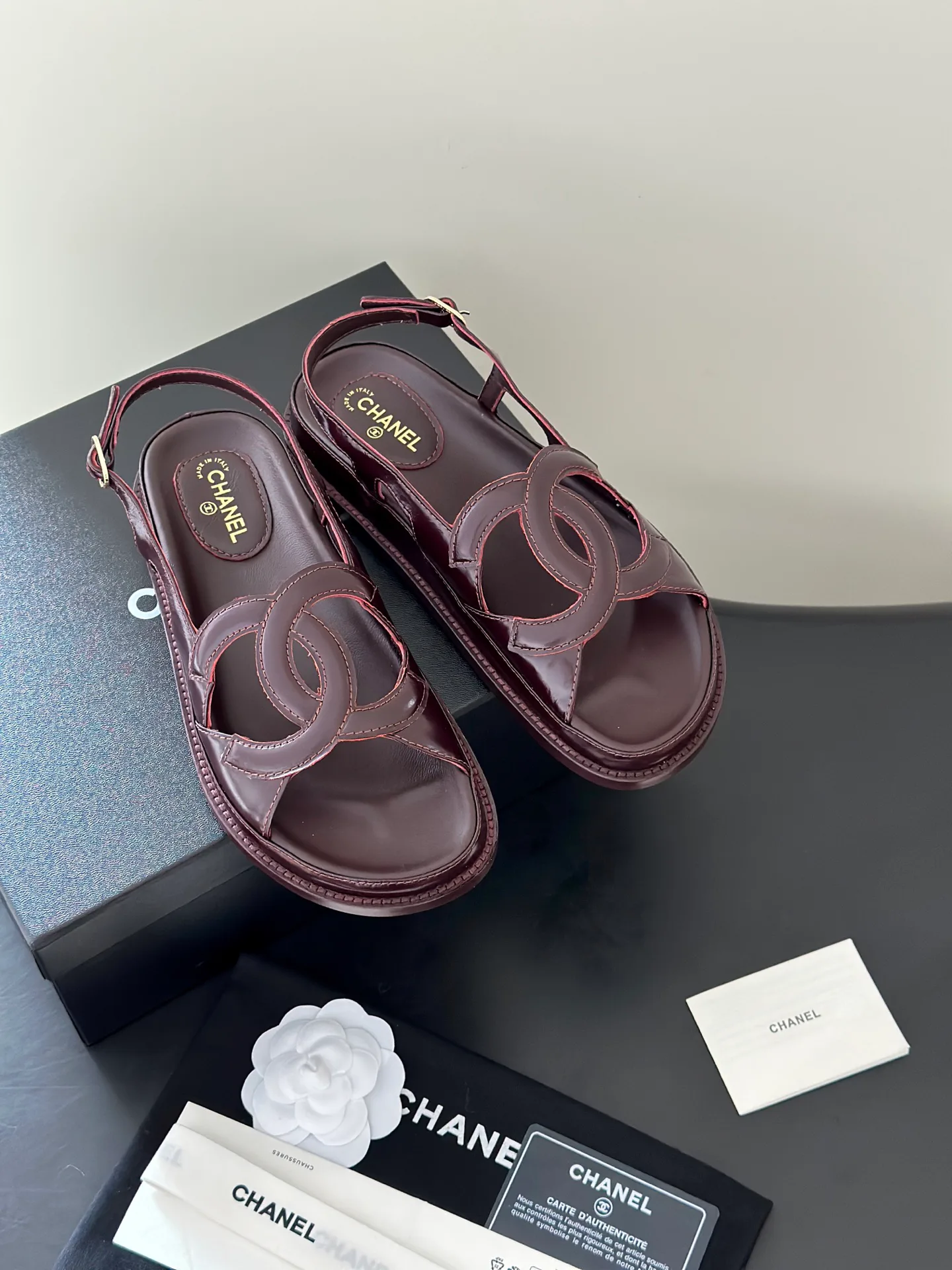 Босоножки Женские Chanel 18143029