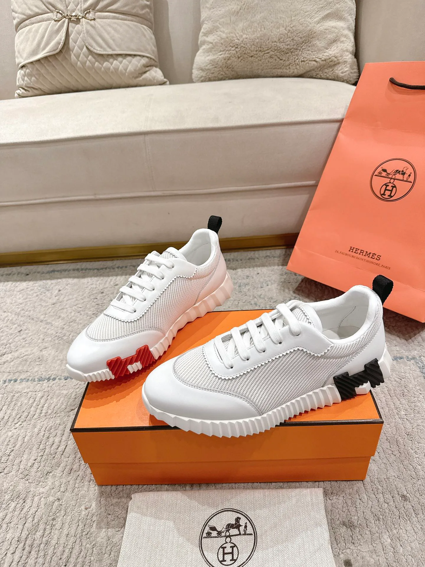 Кроссовки Женские Hermes 11738673