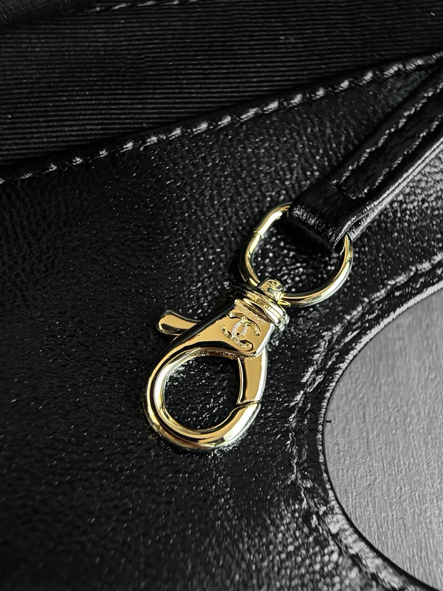 Классические Сумки Женские Chanel 18148014