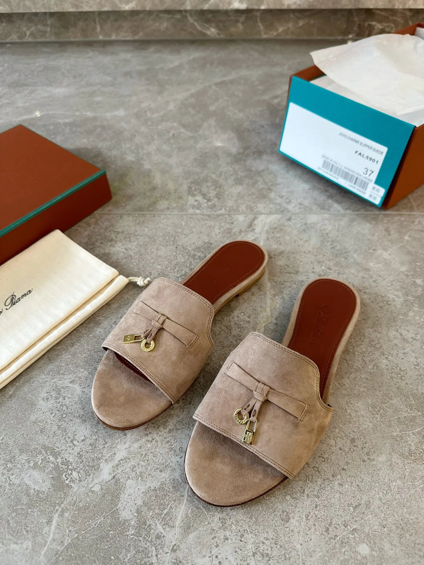 Шлепанцы Женские Loro Piana 32611