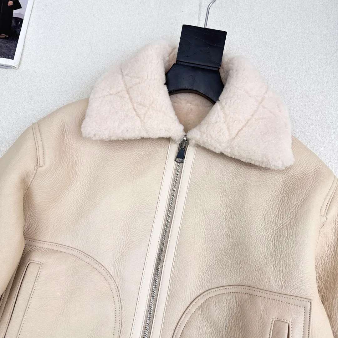 Куртки И Пуховики Женские Christian Dior 302589