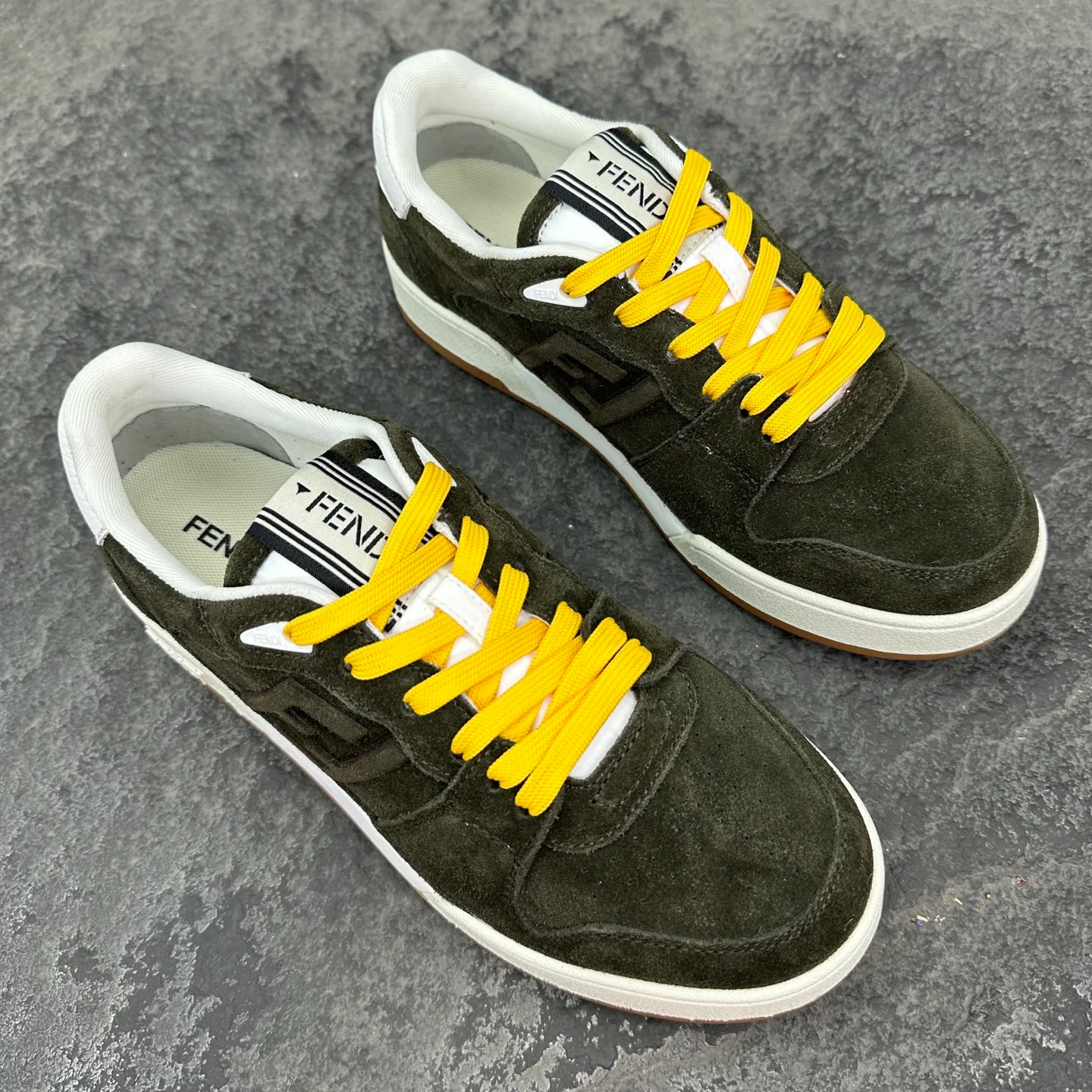 Кроссовки Мужские Fendi 18154159
