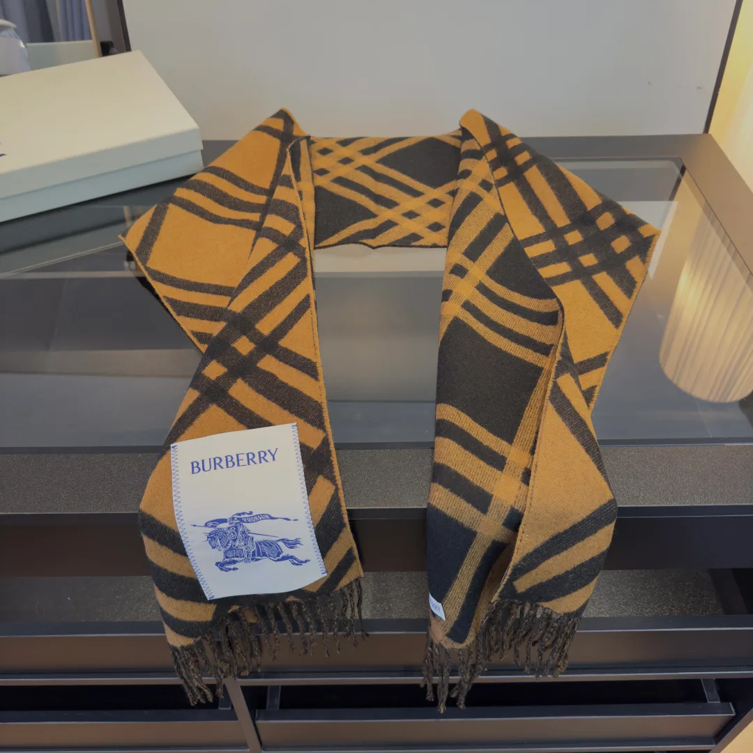 Шарфы Burberry 1303438