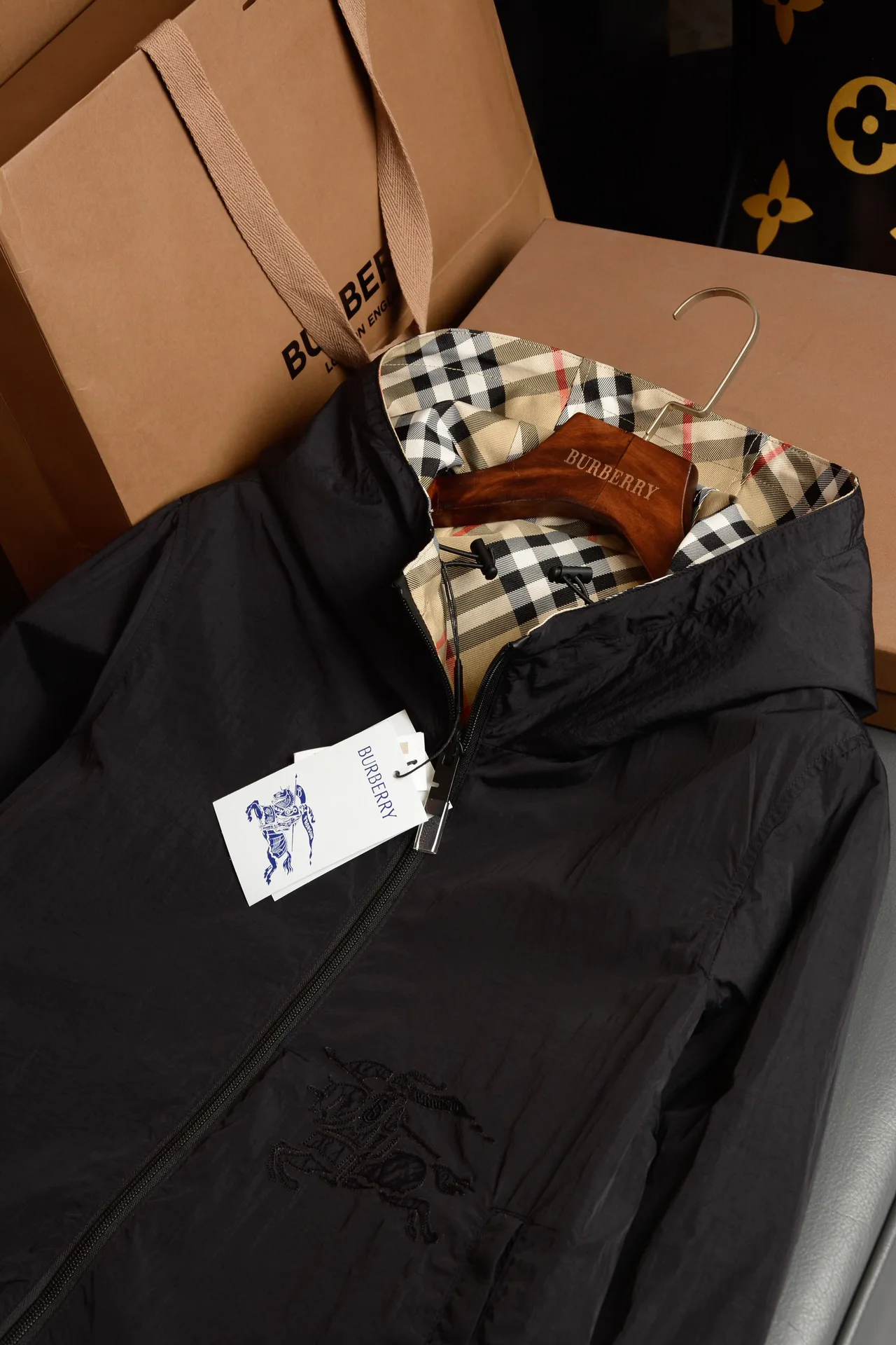 Куртки И Пуховики Мужские Burberry 13432884