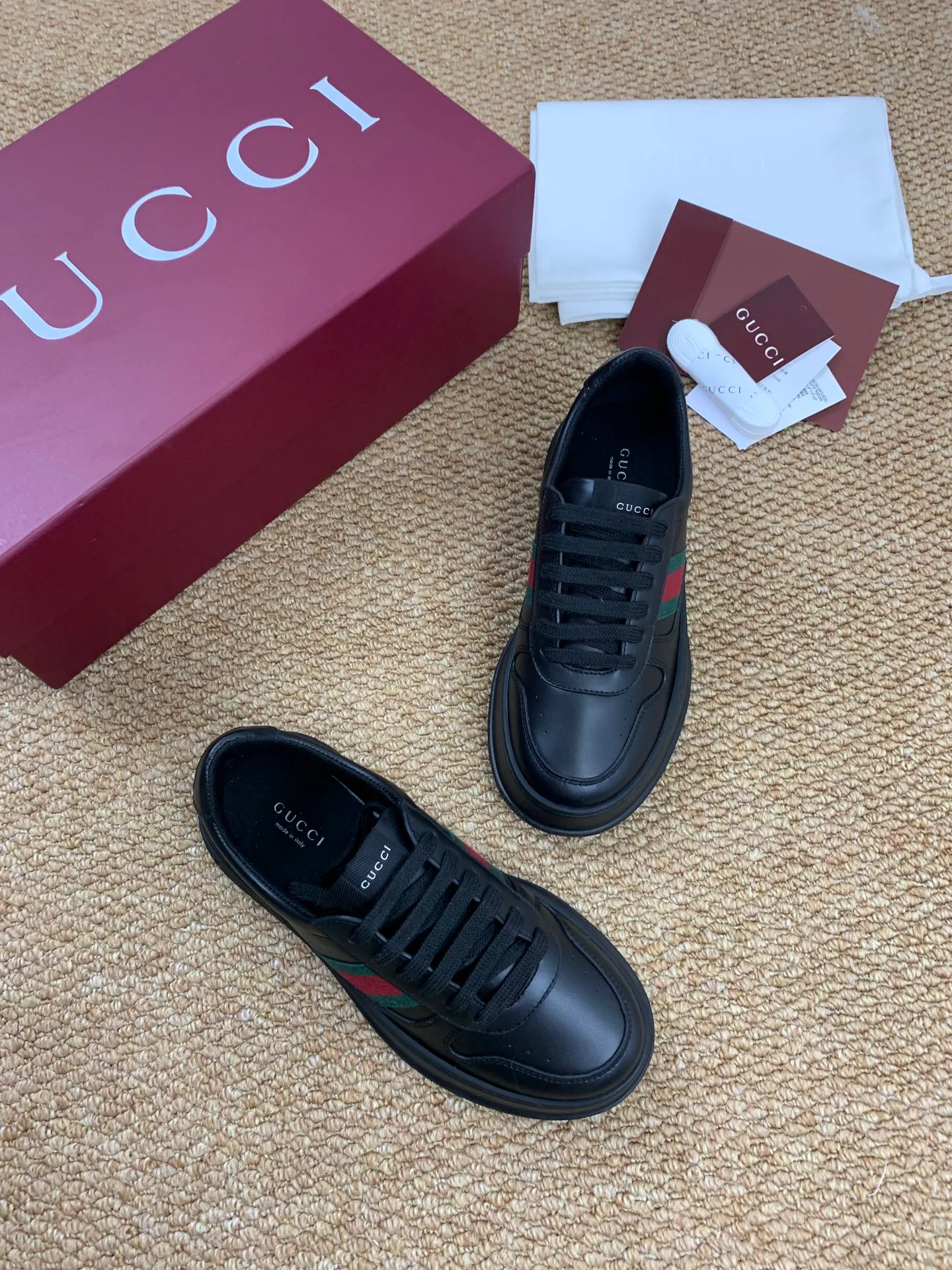Кроссовки Женские Gucci 17545192
