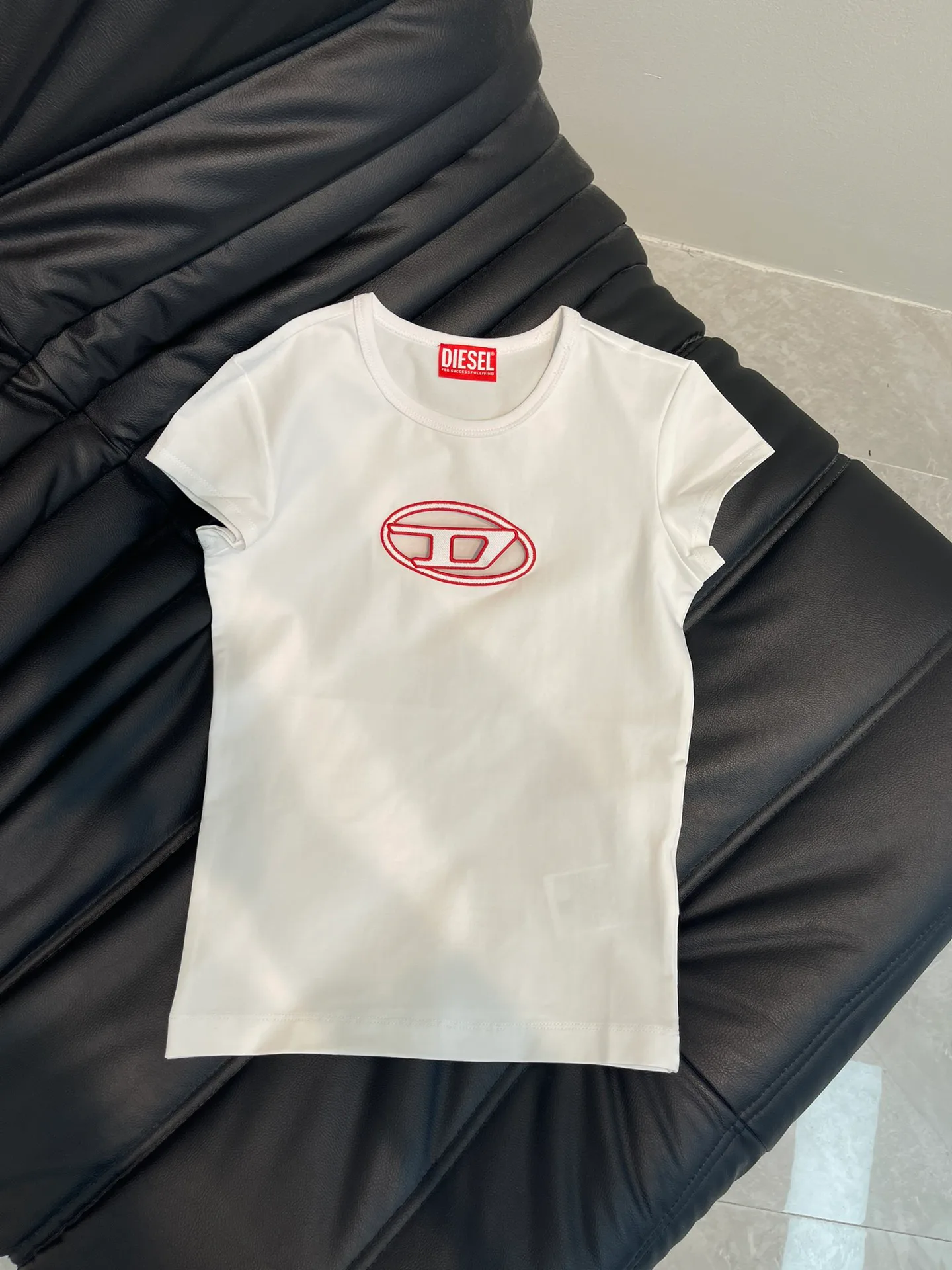 Футболки Женские Diesel 23117