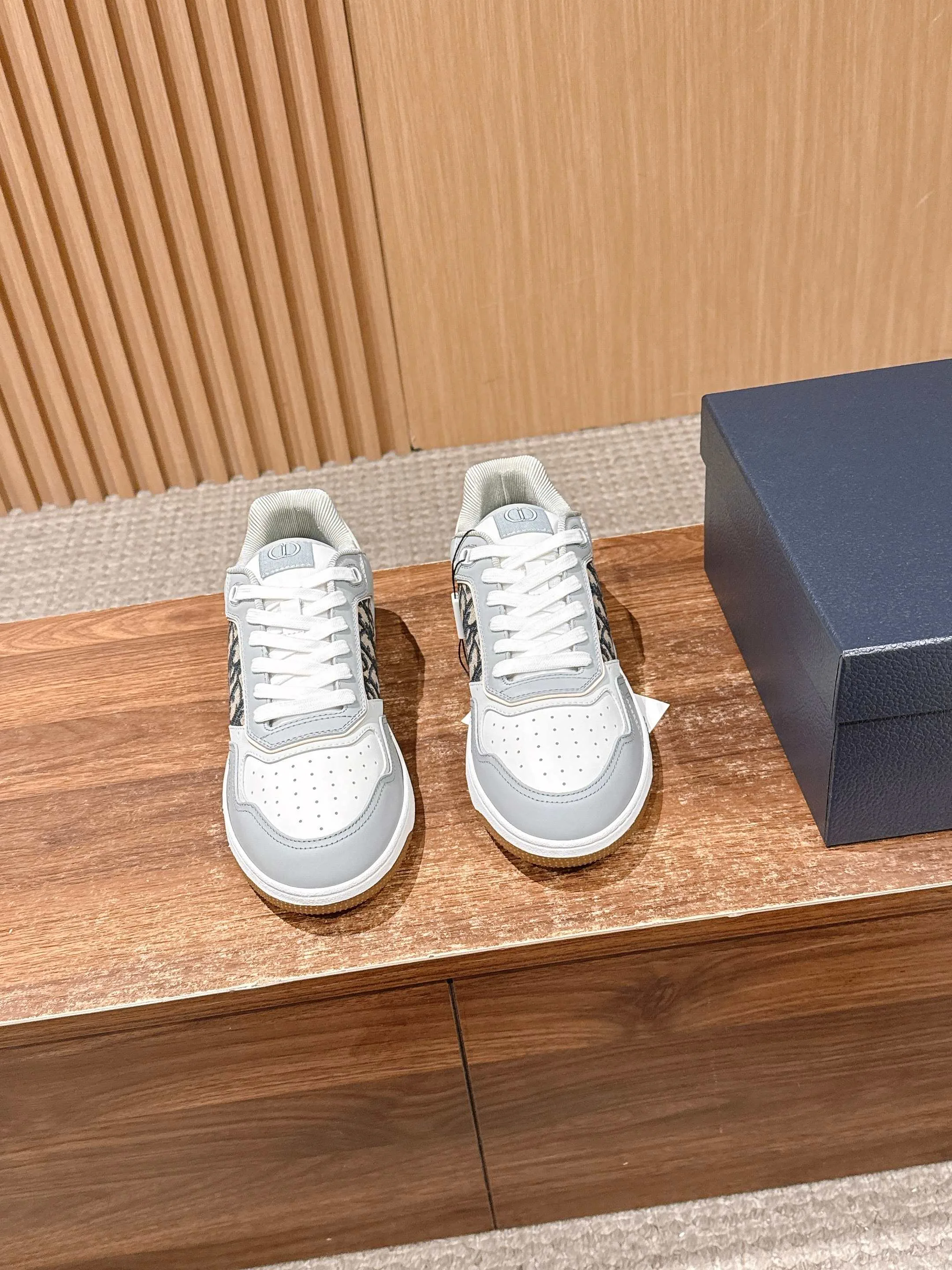 Кроссовки Мужские Christian Dior 4385846