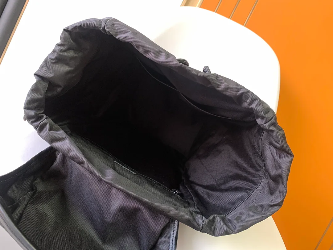 Рюкзаки Женские Louis Vuitton 3885411