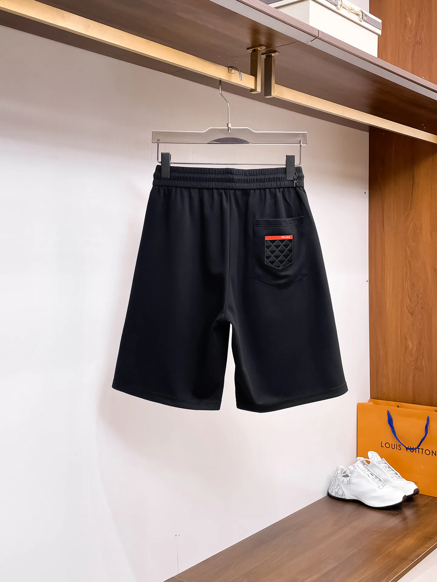 Шорты Мужские Prada 13417616