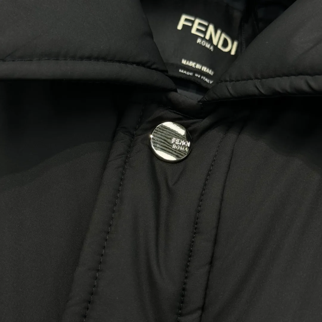 Куртки И Пуховики Мужские Fendi 390103
