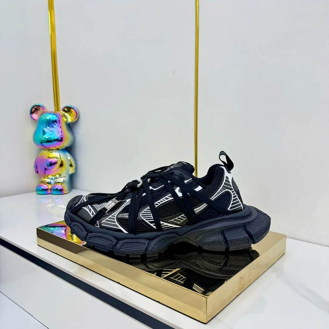 Кроссовки Женские Balenciaga 11165628