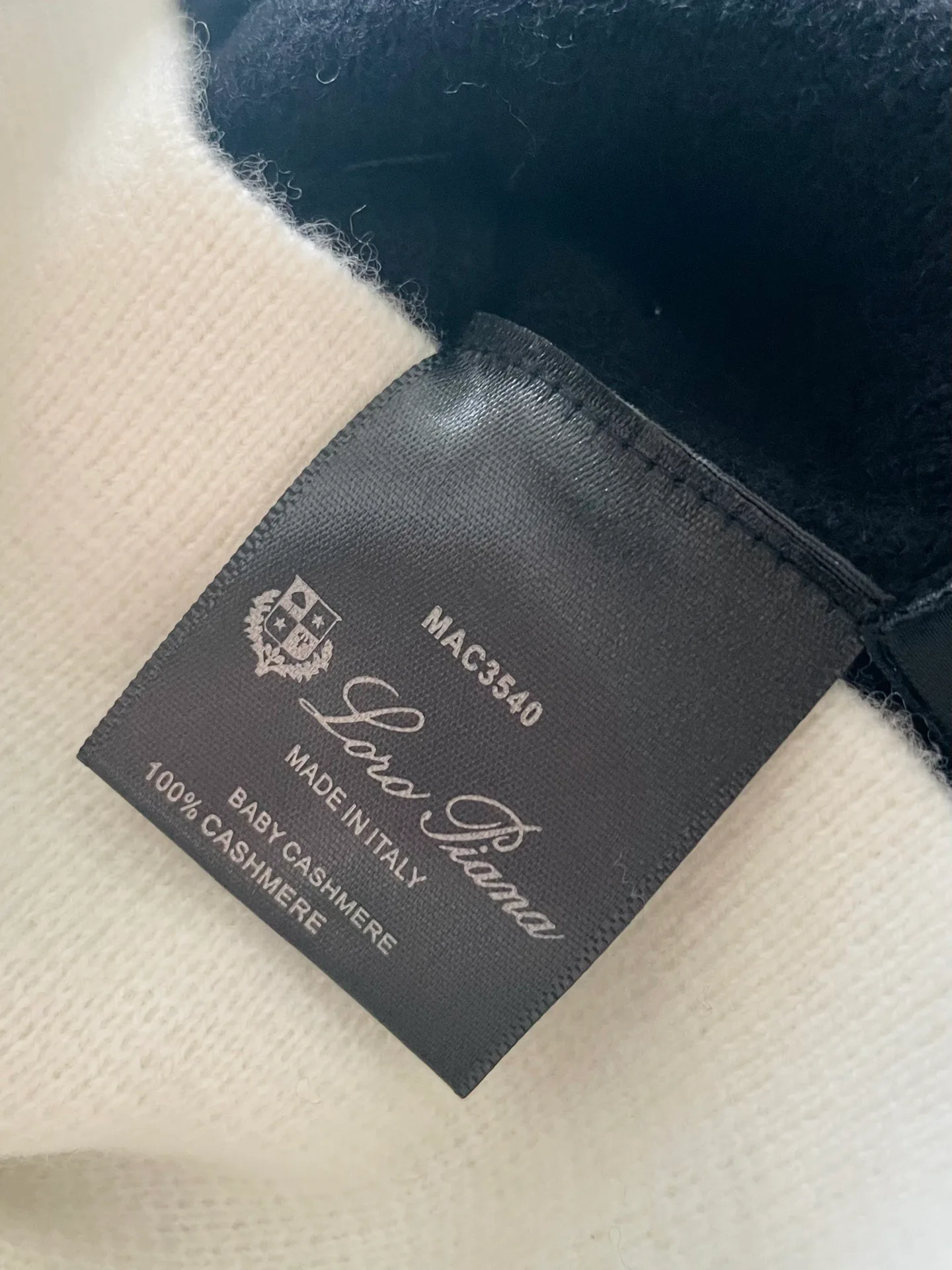 Куртки И Пуховики Женские Loro Piana 1243909