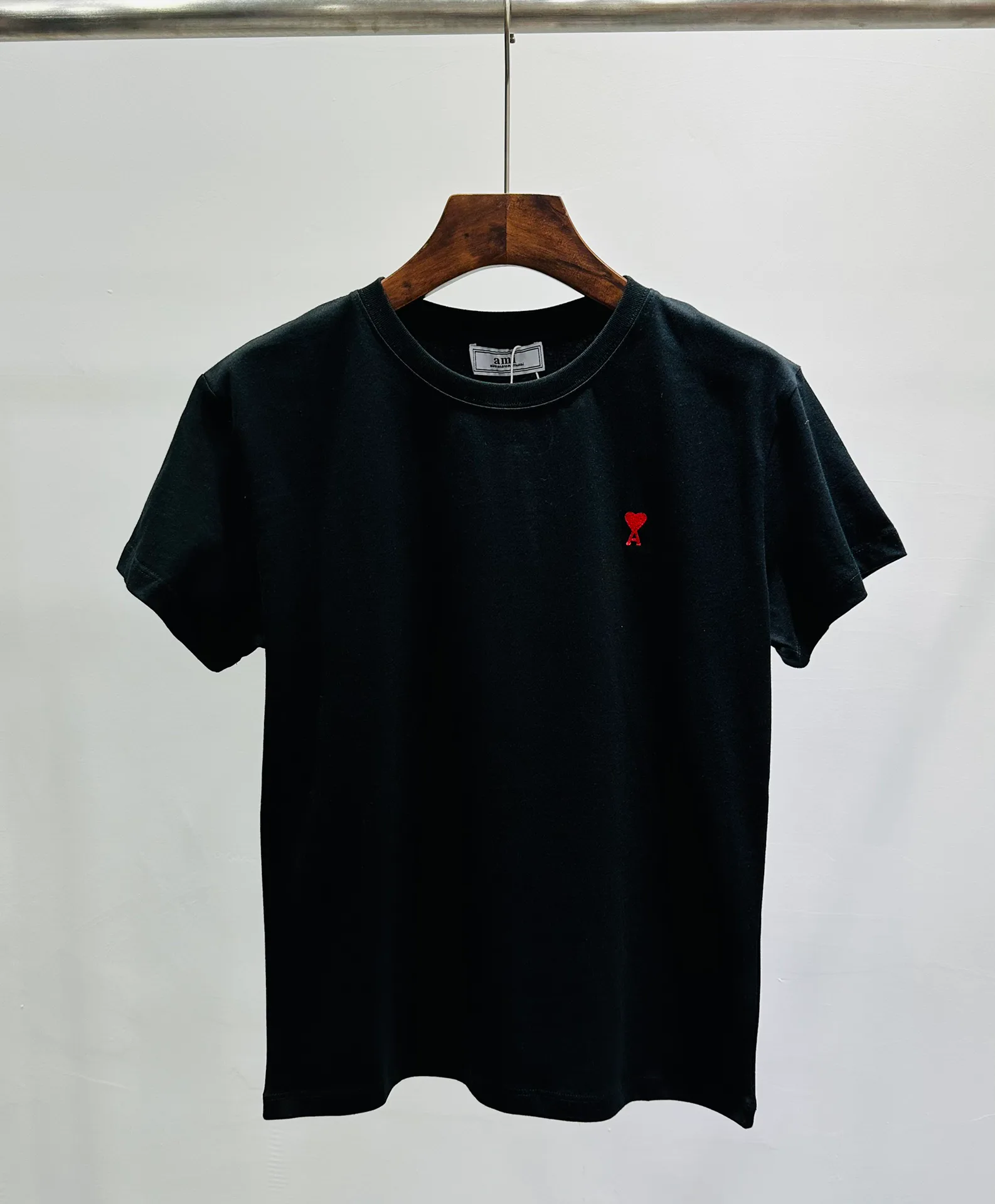 Футболки Женские Ami Paris 15757