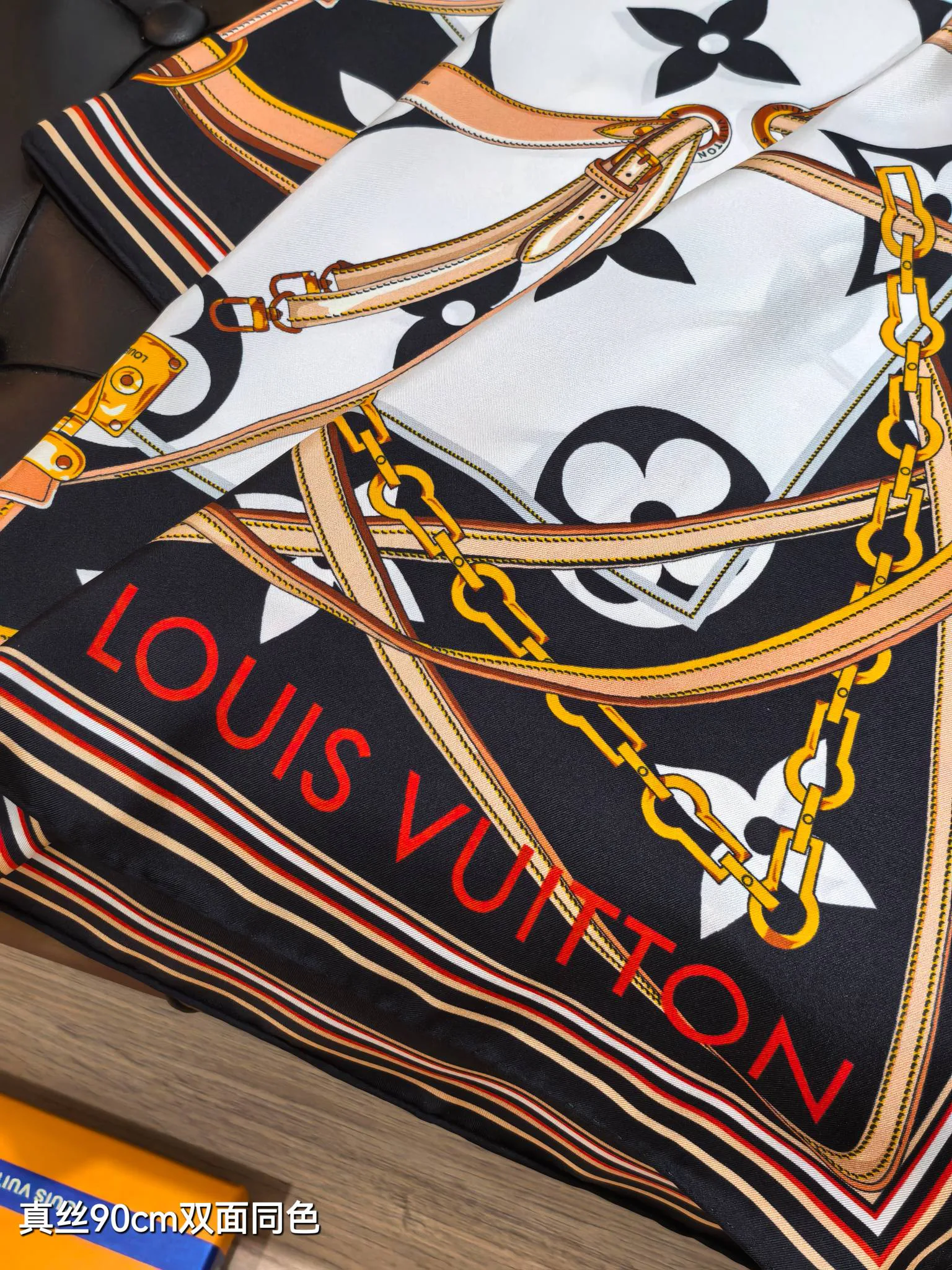 Платки Louis Vuitton 14190877