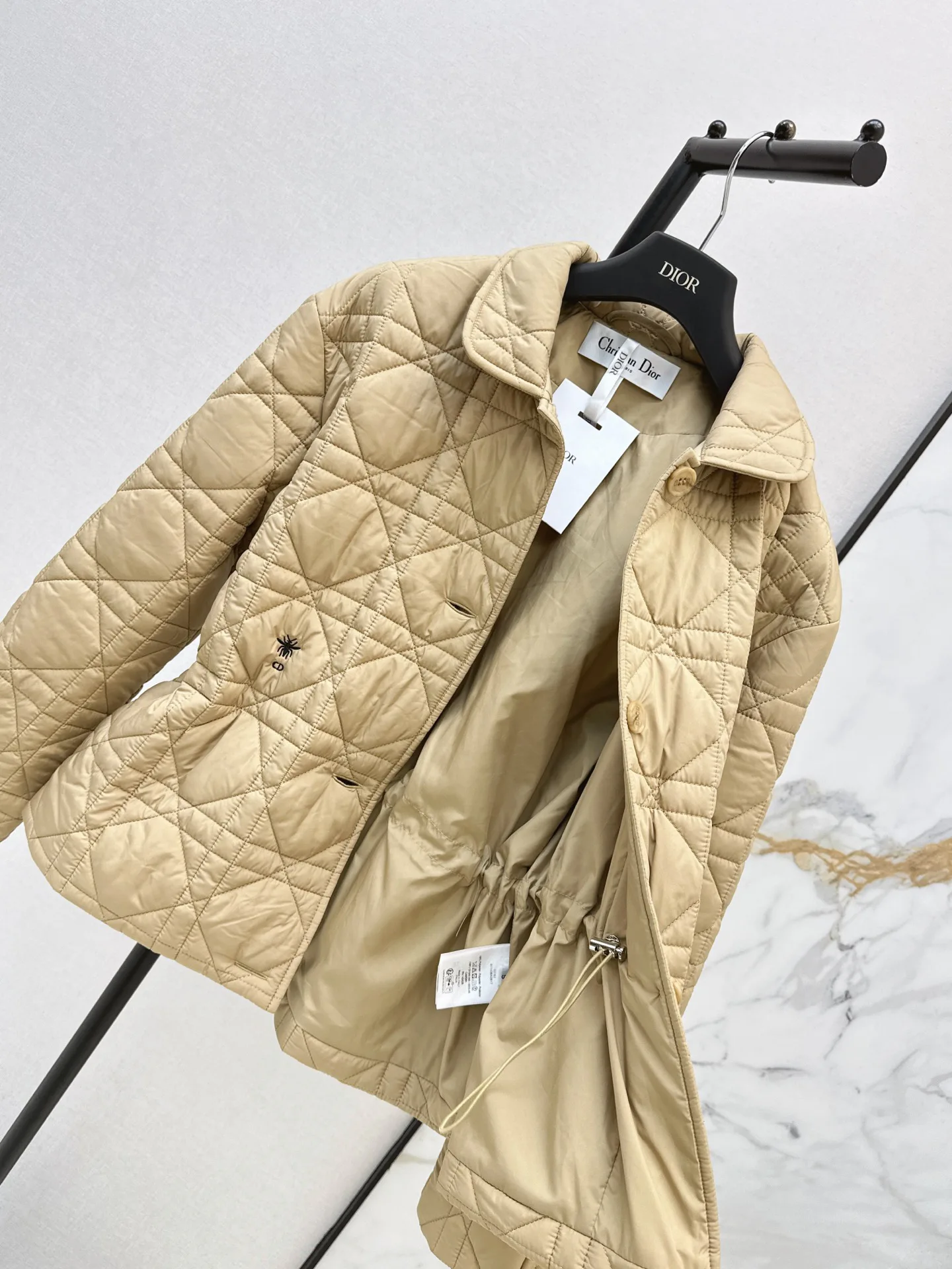 Куртки И Пуховики Женские Christian Dior 18031447