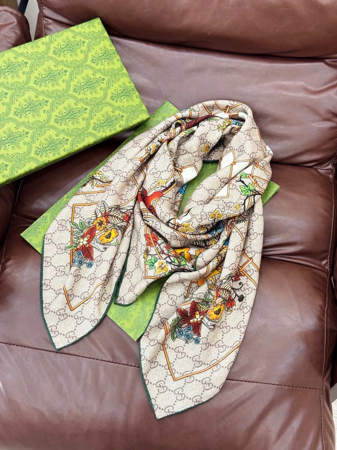 Платки Gucci 1338113