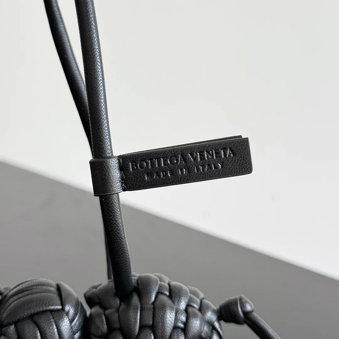 Ключницы Bottega Veneta 545996