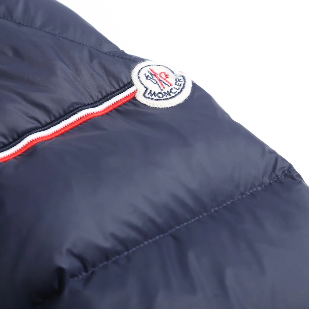 Куртки И Пуховики Женские Moncler 20099400