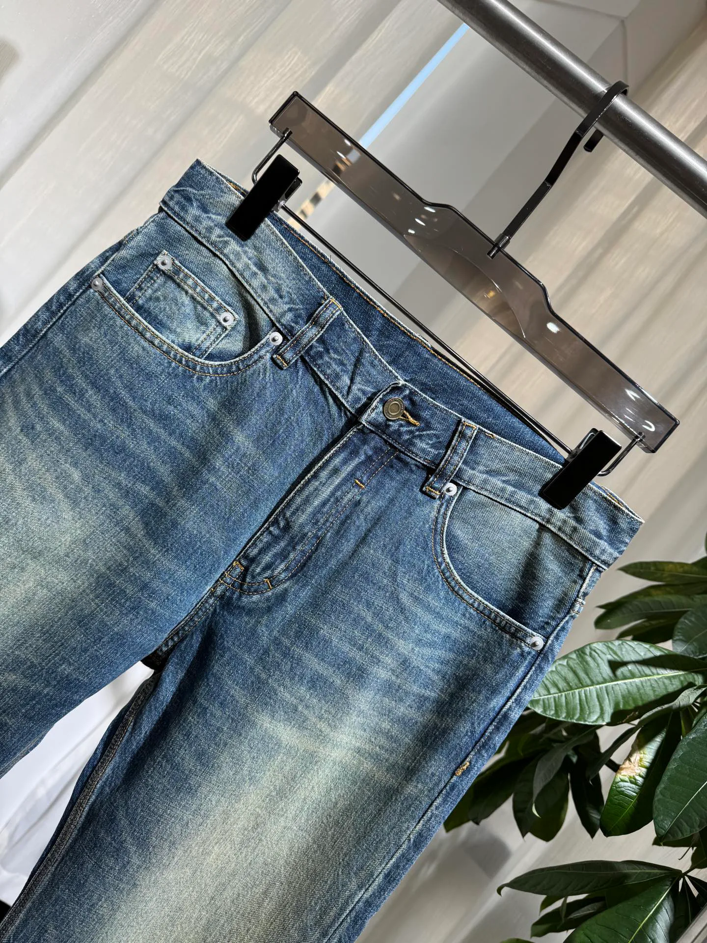 Джинсы Мужские Saint Laurent 18244443