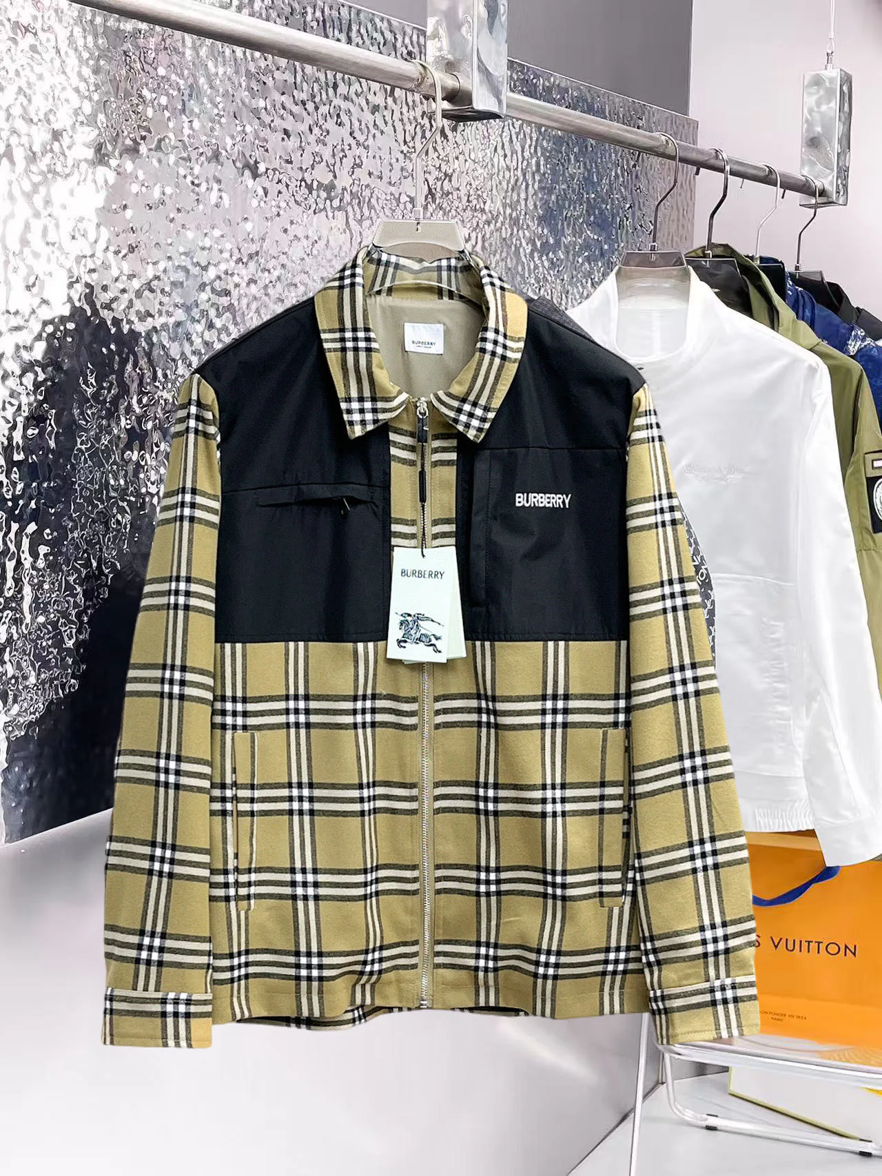 Куртки И Пуховики Мужские Burberry 9352282