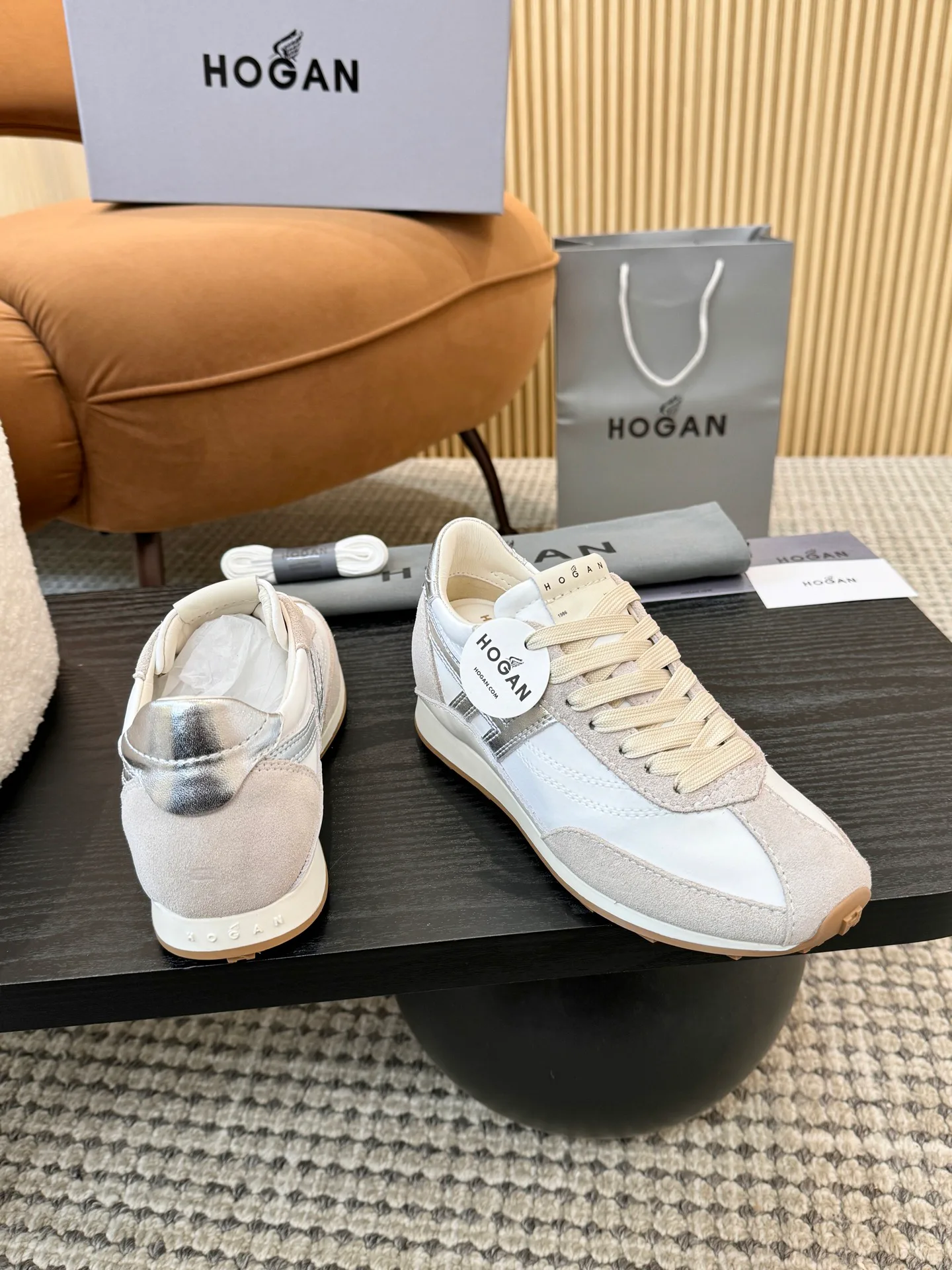 Кроссовки Женские Hogan 13332715