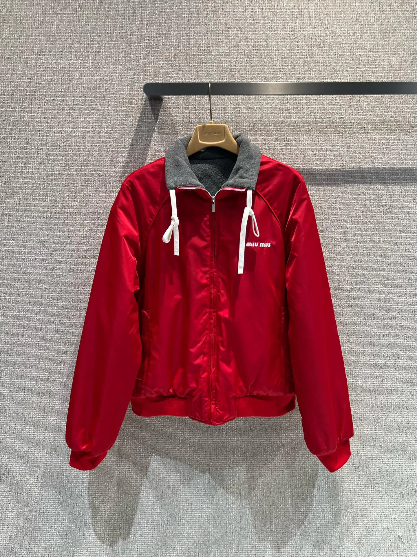 Куртки И Пуховики Женские Miu Miu 5414364