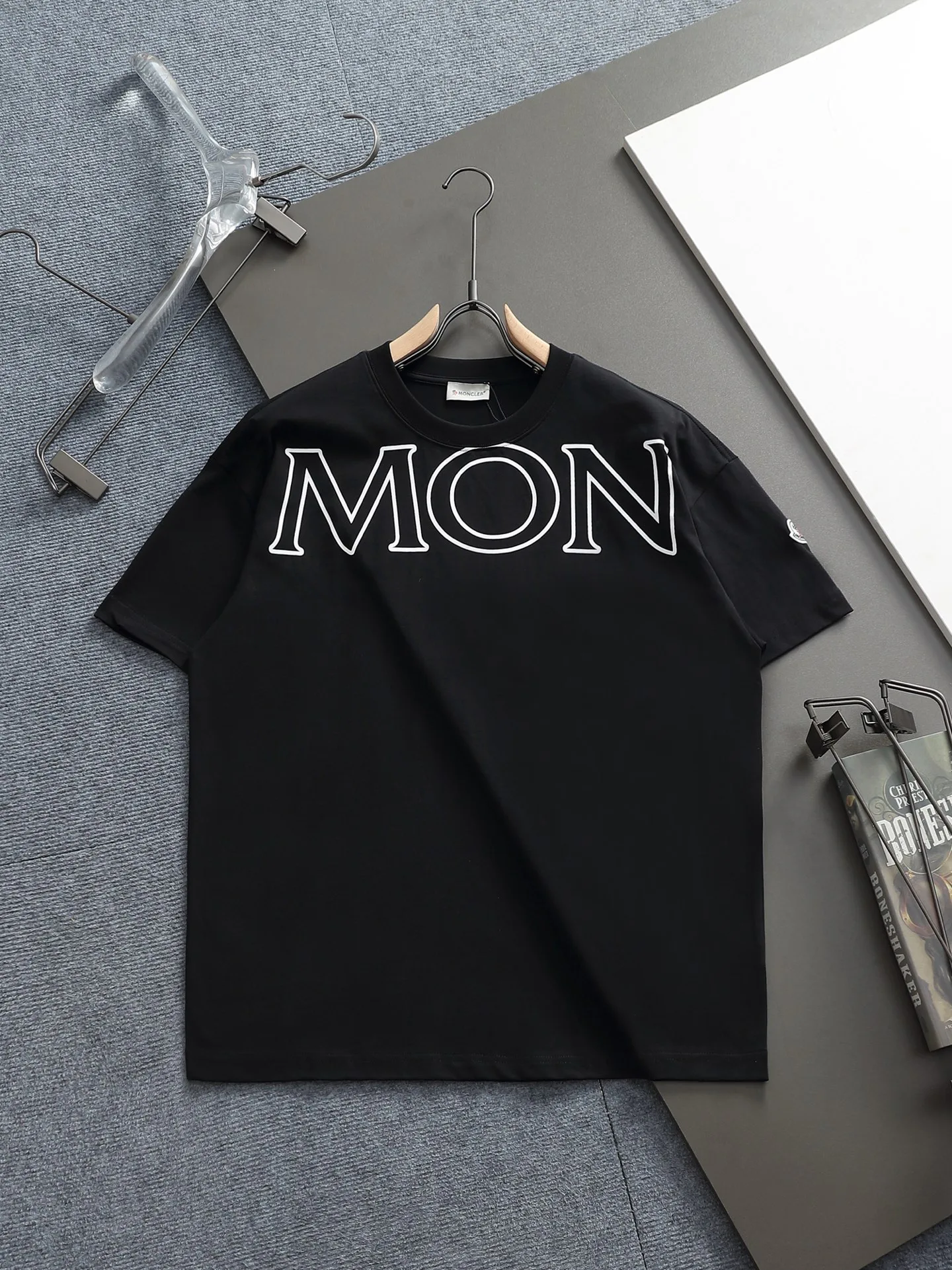 Футболки Женские Moncler 1617502