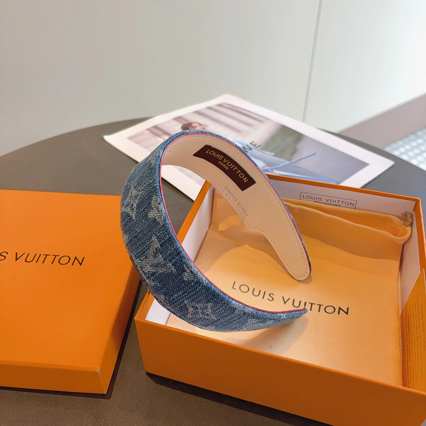 Головные Уборы Louis Vuitton 4715953